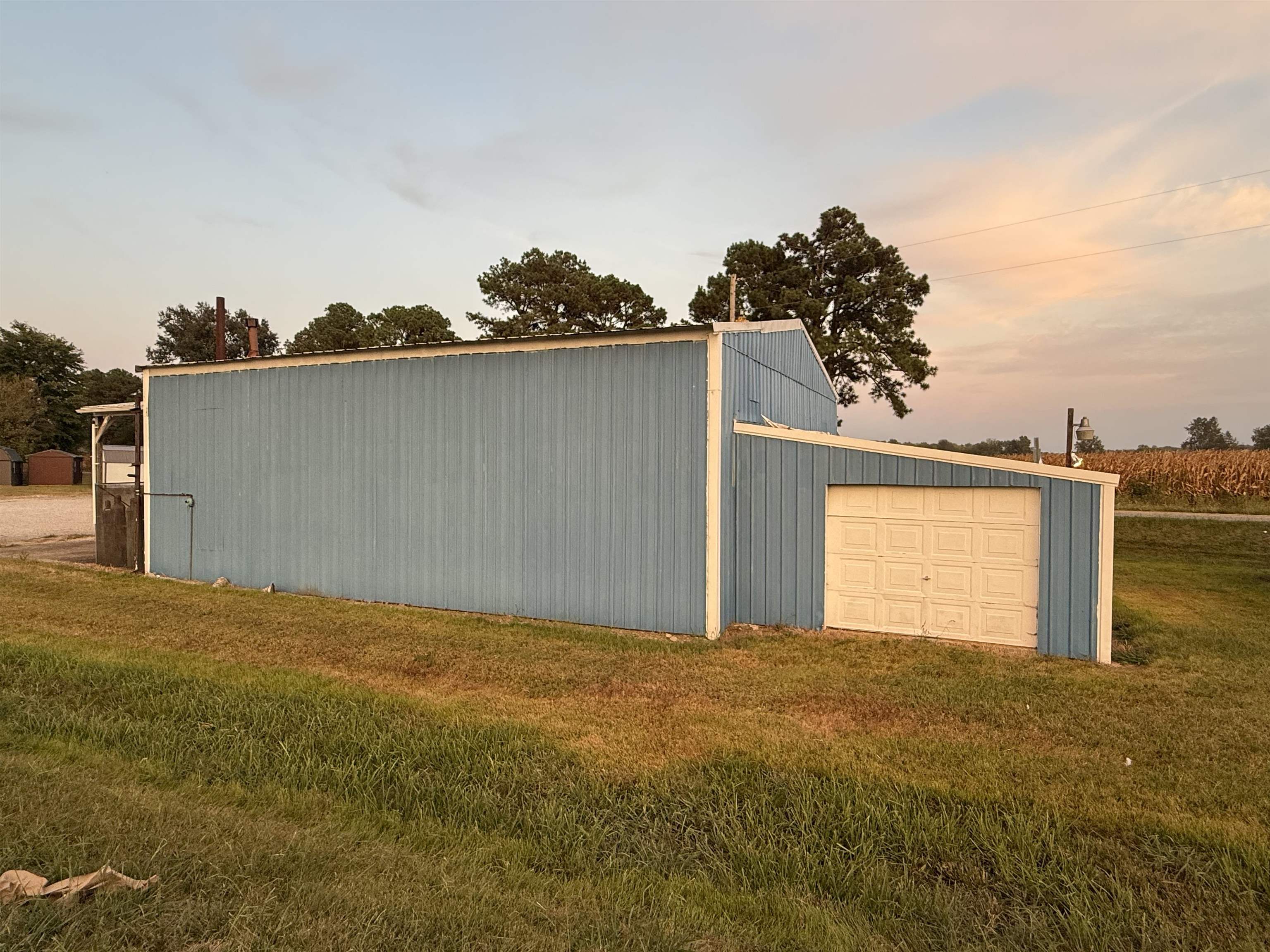 114 Old Glenville Loop, Calhoun, Kentucky 42327, ,Business,For Sale,Old Glenville Loop,93099