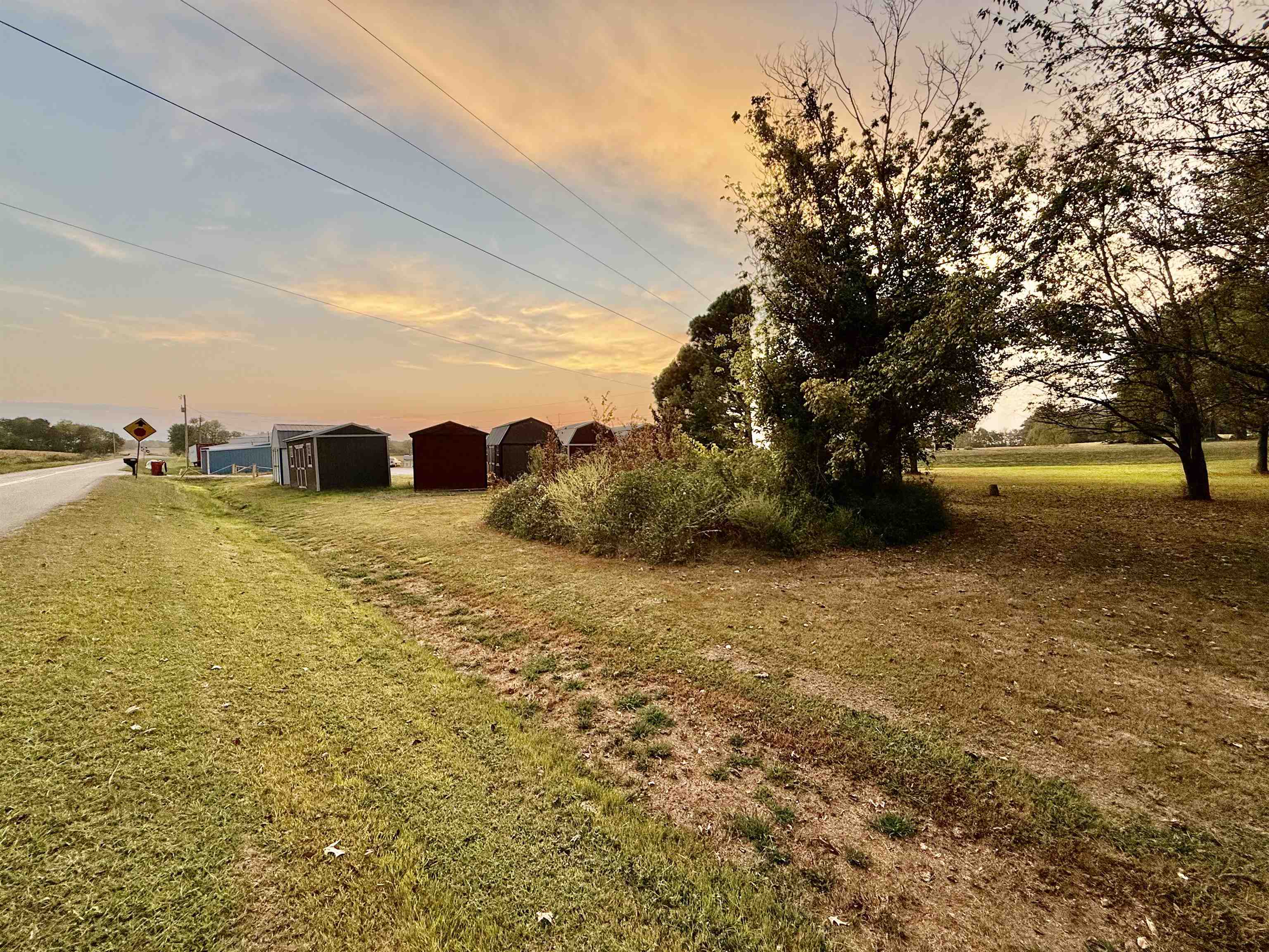 114 Old Glenville Loop, Calhoun, Kentucky 42327, ,Business,For Sale,Old Glenville Loop,93099