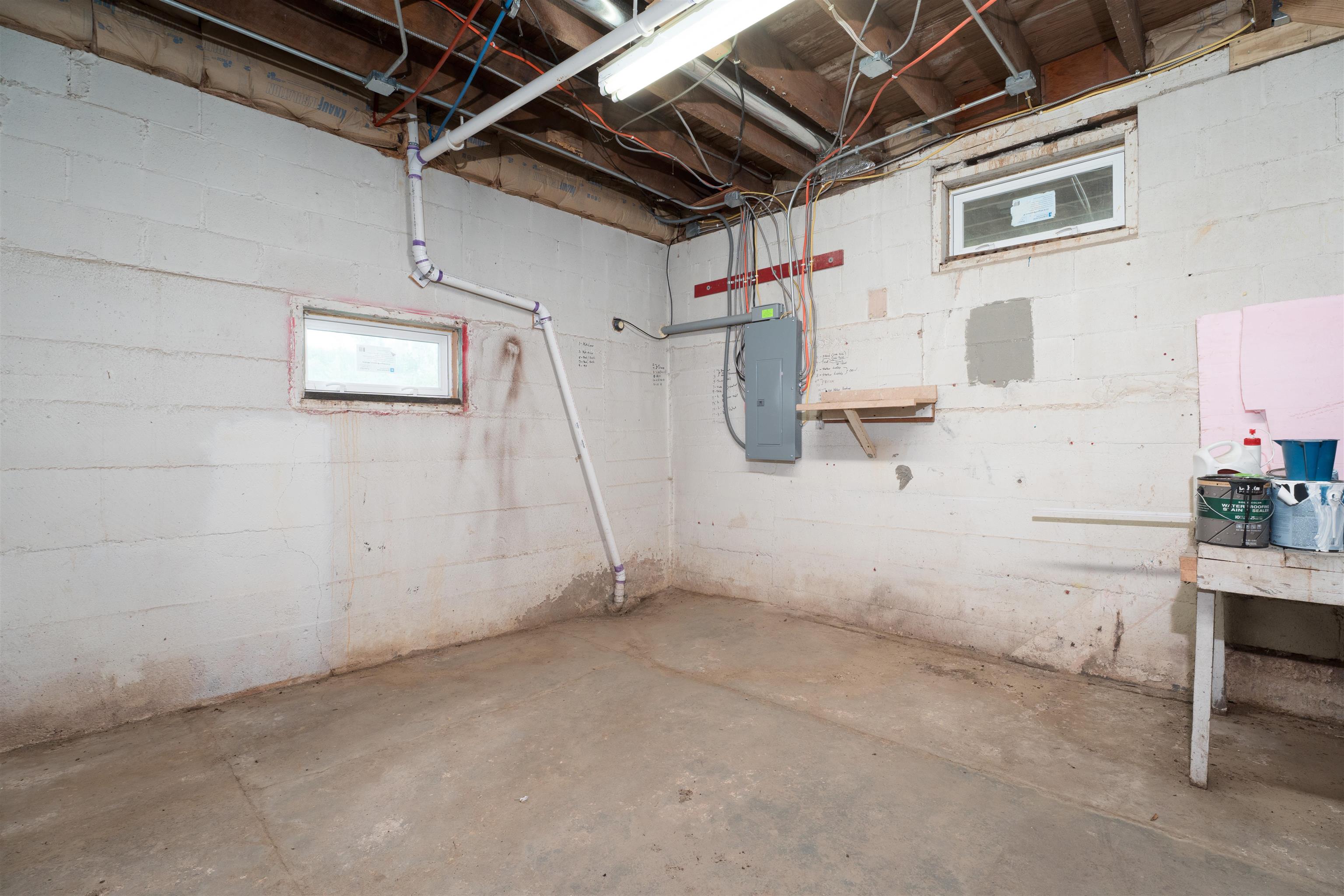 305 Harrison St., Hawesville, Kentucky 42348, 2 Bedrooms Bedrooms, ,1 BathroomBathrooms,Single Family Residence,For Sale,Harrison St.,93101