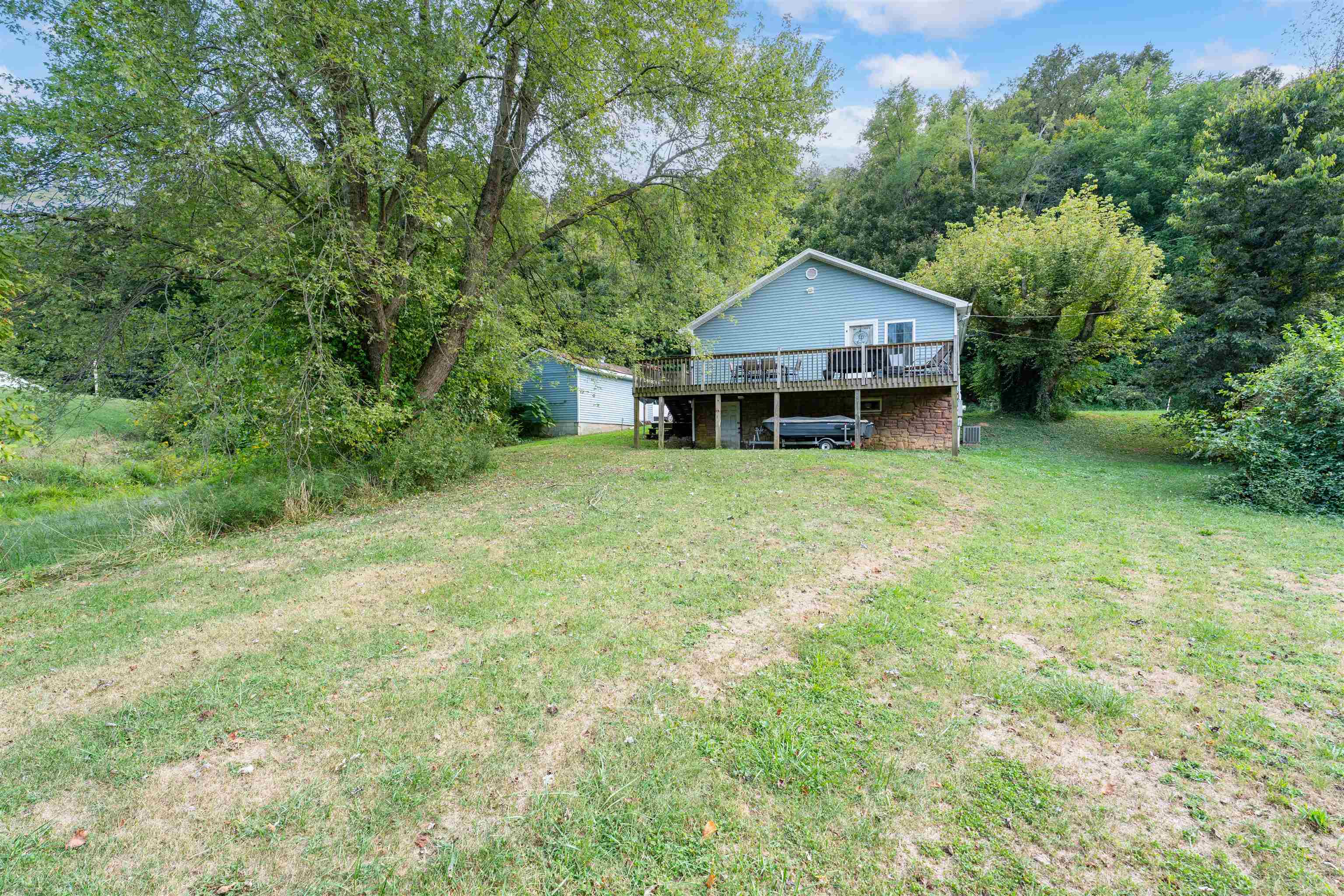 305 Harrison St., Hawesville, Kentucky 42348, 2 Bedrooms Bedrooms, ,1 BathroomBathrooms,Single Family Residence,For Sale,Harrison St.,93101