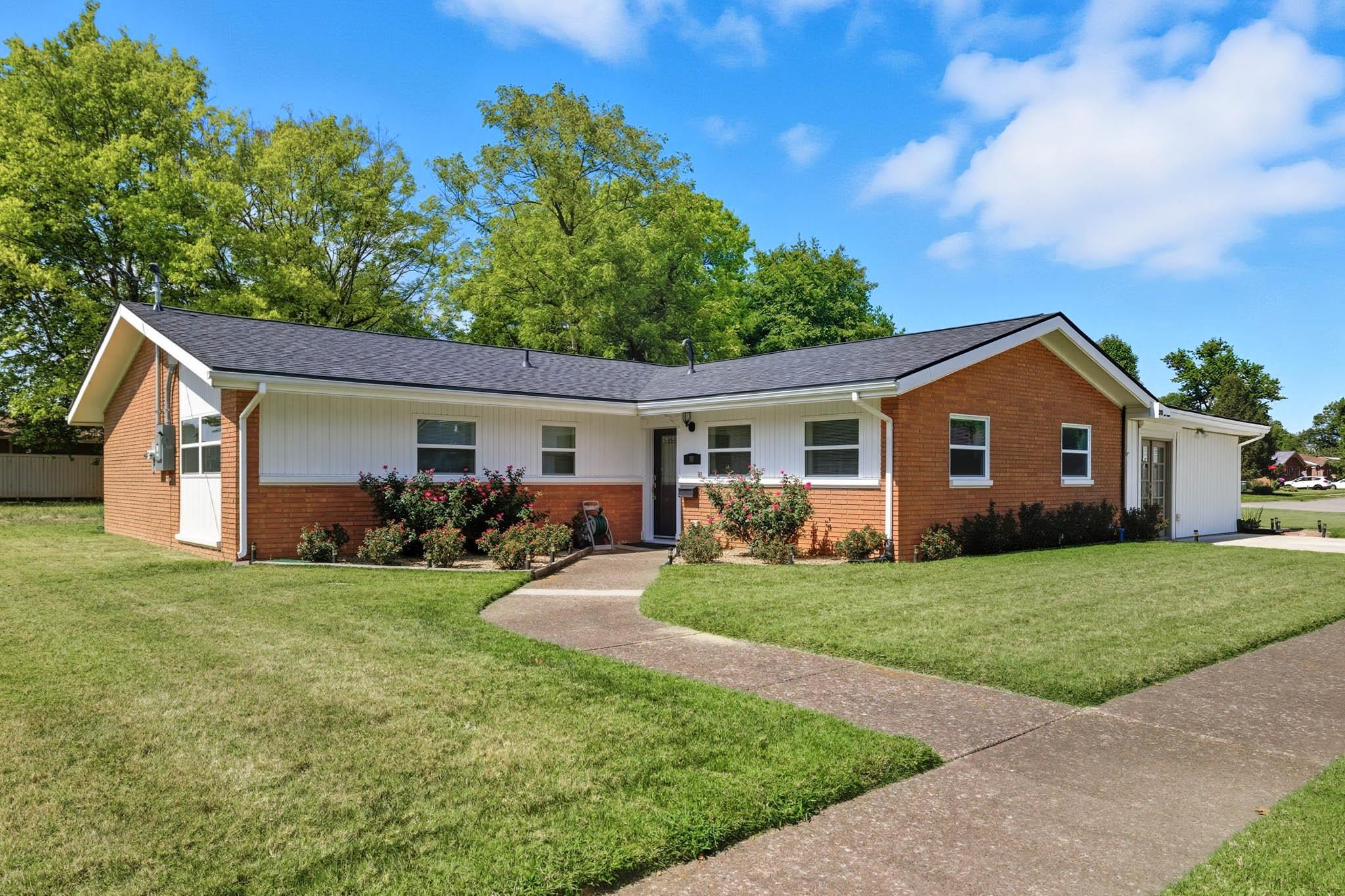 301 Legion Blvd., Owensboro, Kentucky 42303, 3 Bedrooms Bedrooms, ,2 BathroomsBathrooms,Single Family Residence,For Sale,Legion Blvd.,93103