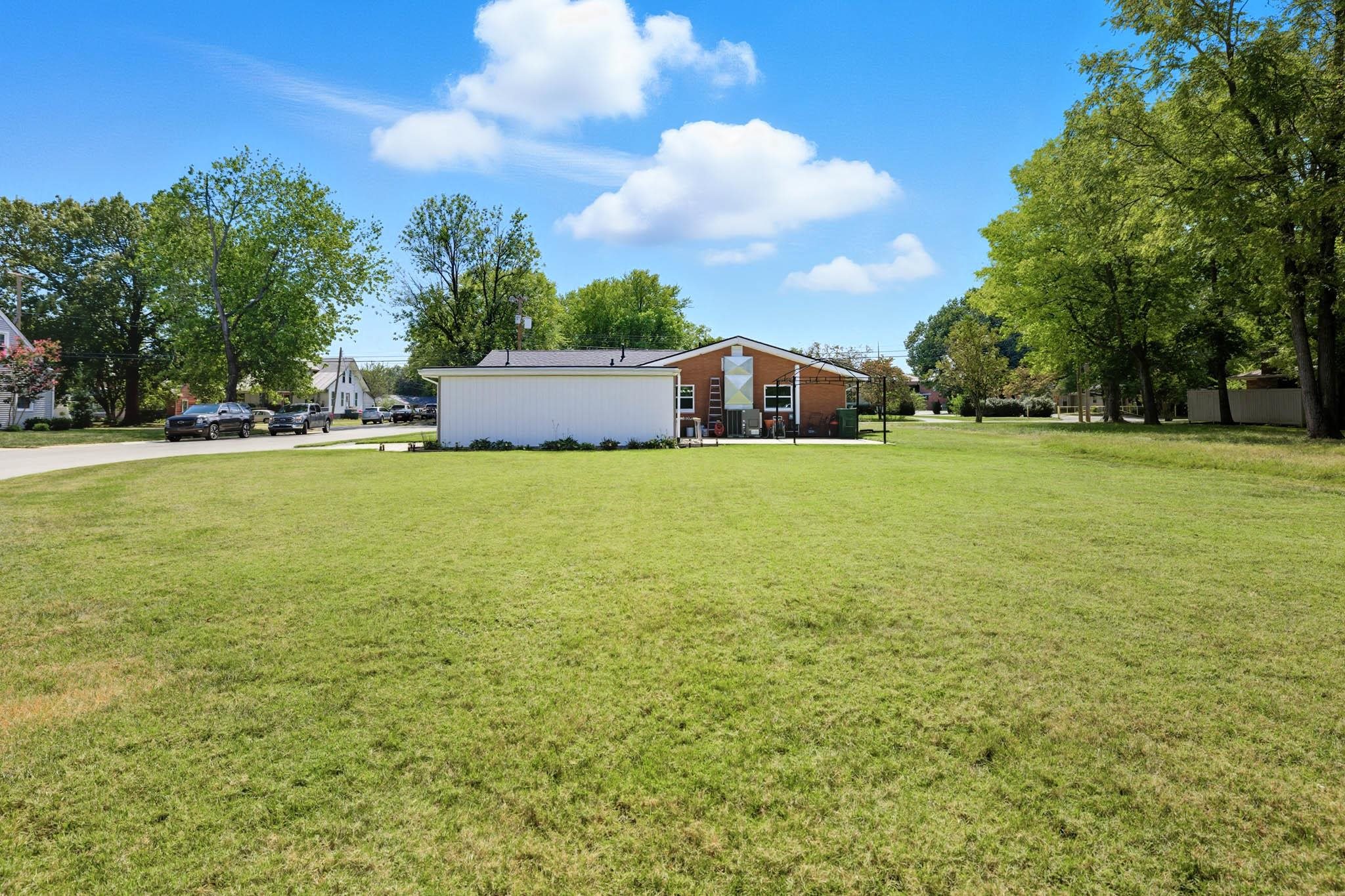 301 Legion Blvd., Owensboro, Kentucky 42303, 3 Bedrooms Bedrooms, ,2 BathroomsBathrooms,Single Family Residence,For Sale,Legion Blvd.,93103