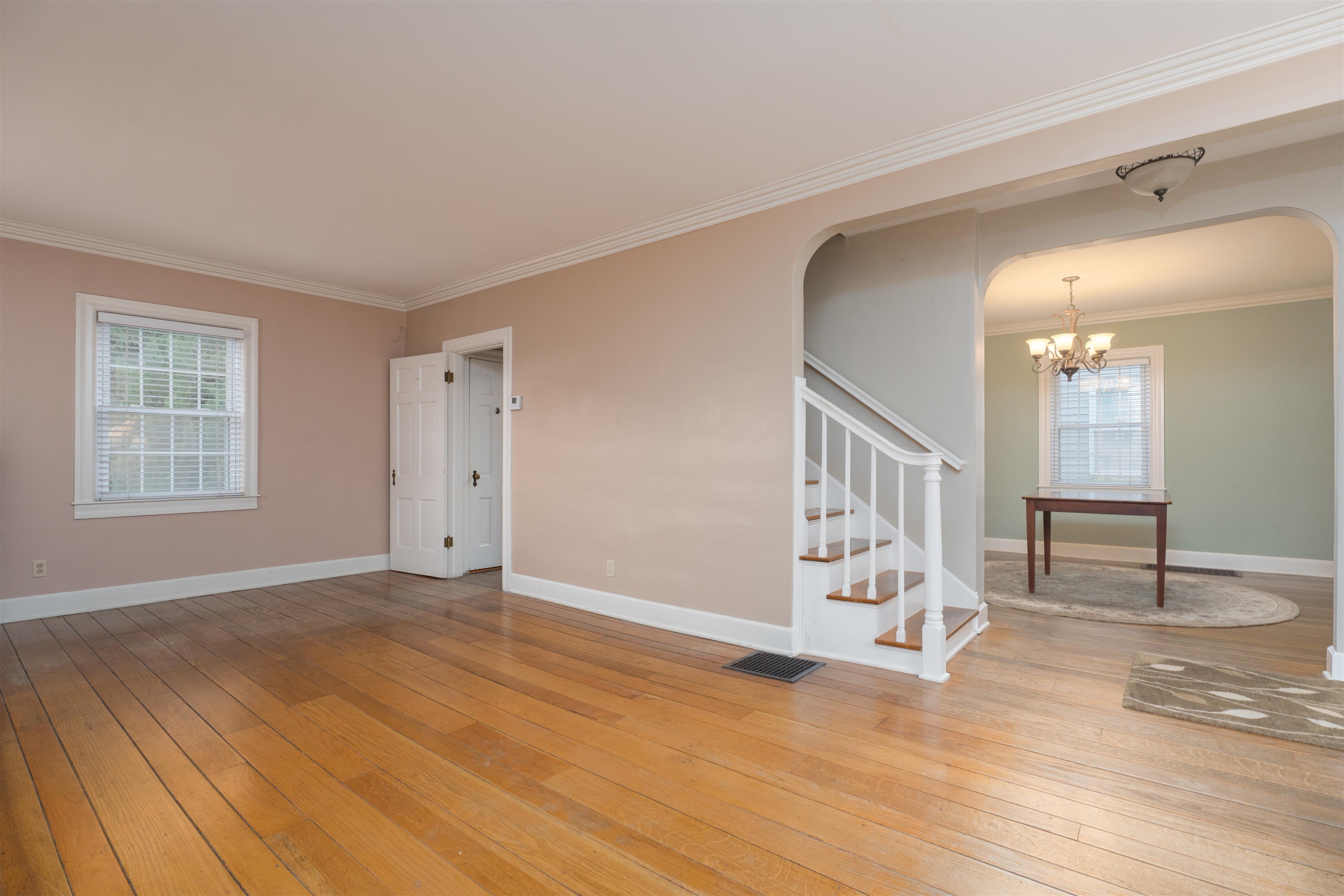 2216 Locust St, Owensboro, Kentucky 42301, 2 Bedrooms Bedrooms, ,1 BathroomBathrooms,Single Family Residence,For Sale,Locust St,93106