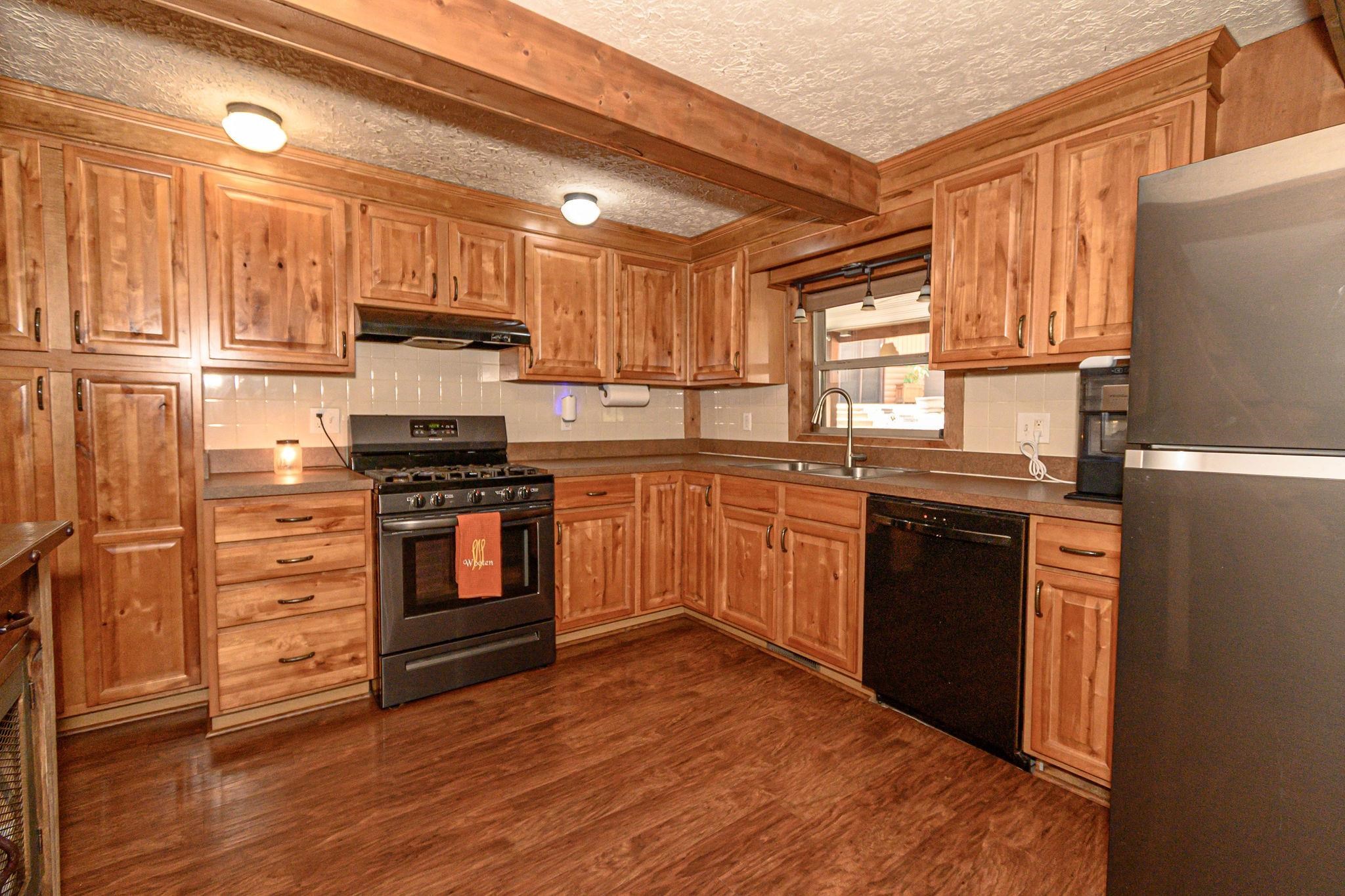 510 State Route 144 West, Hawesville, Kentucky 42348, 1 Bedroom Bedrooms, ,1 BathroomBathrooms,Single Family Residence,For Sale,State Route 144 West,93109