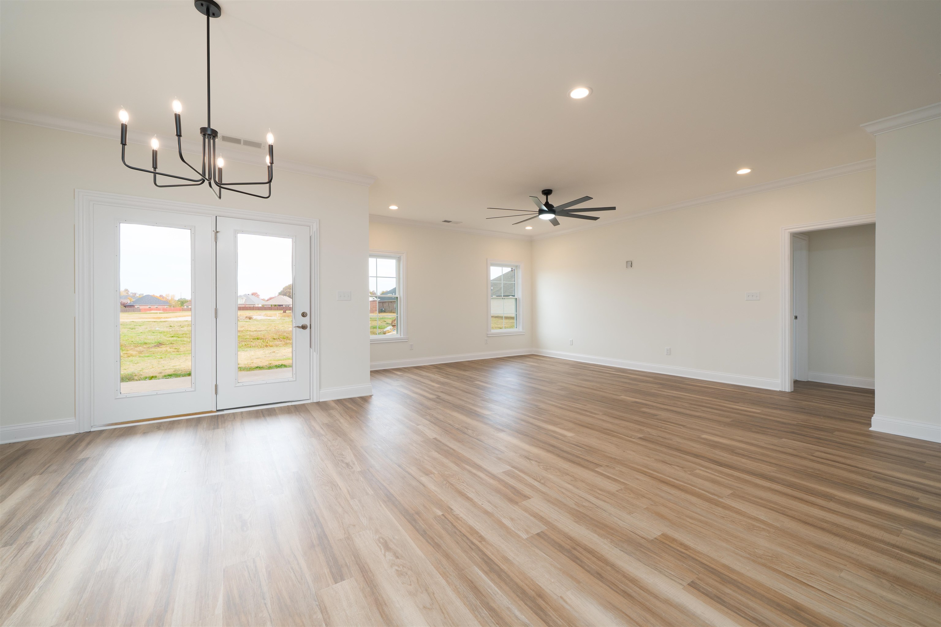 652 Stableford Circle, Owensboro, Kentucky 42303, 3 Bedrooms Bedrooms, ,2 BathroomsBathrooms,Single Family Residence,For Sale,Stableford Circle,93118