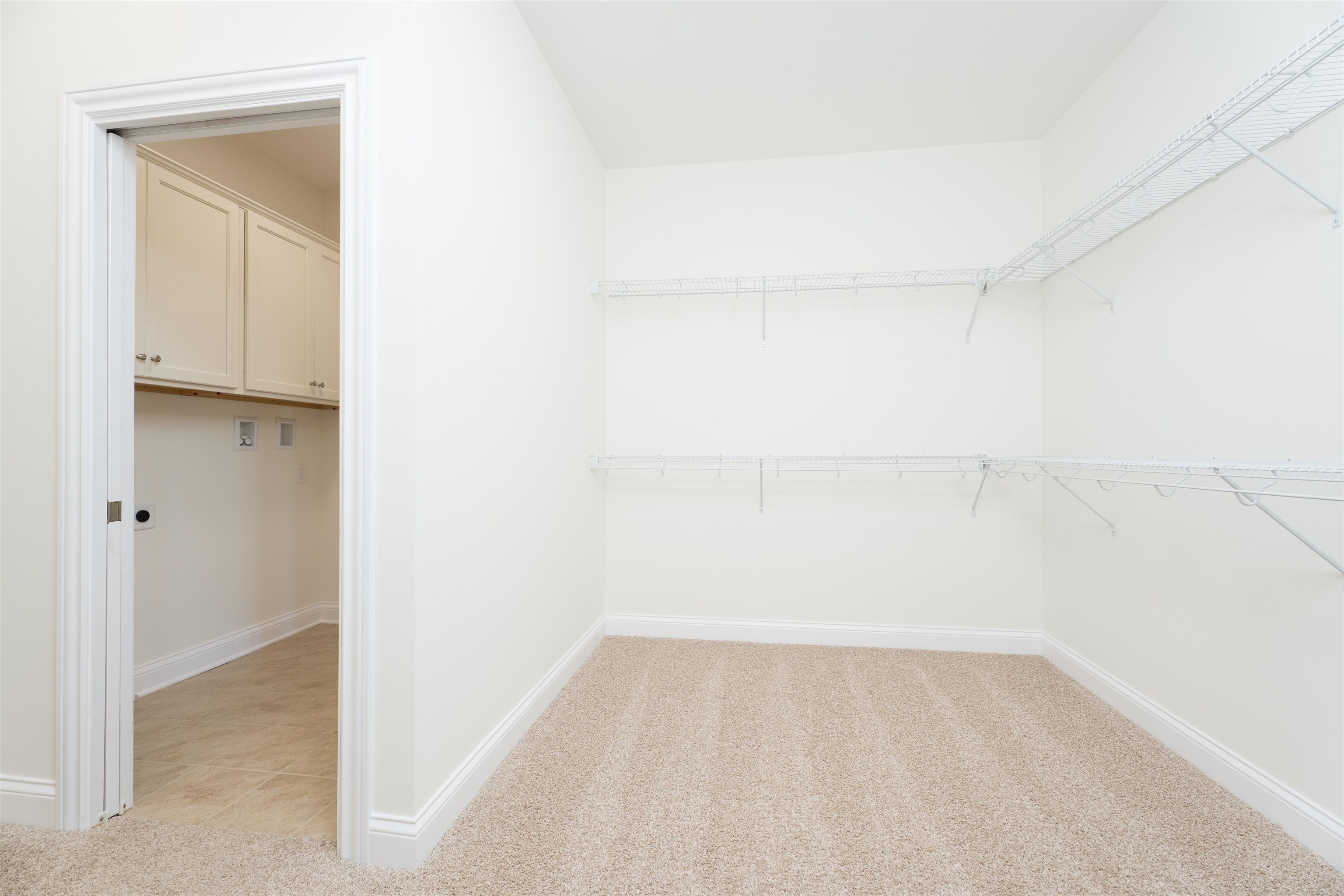 652 Stableford Circle, Owensboro, Kentucky 42303, 3 Bedrooms Bedrooms, ,2 BathroomsBathrooms,Single Family Residence,For Sale,Stableford Circle,93118