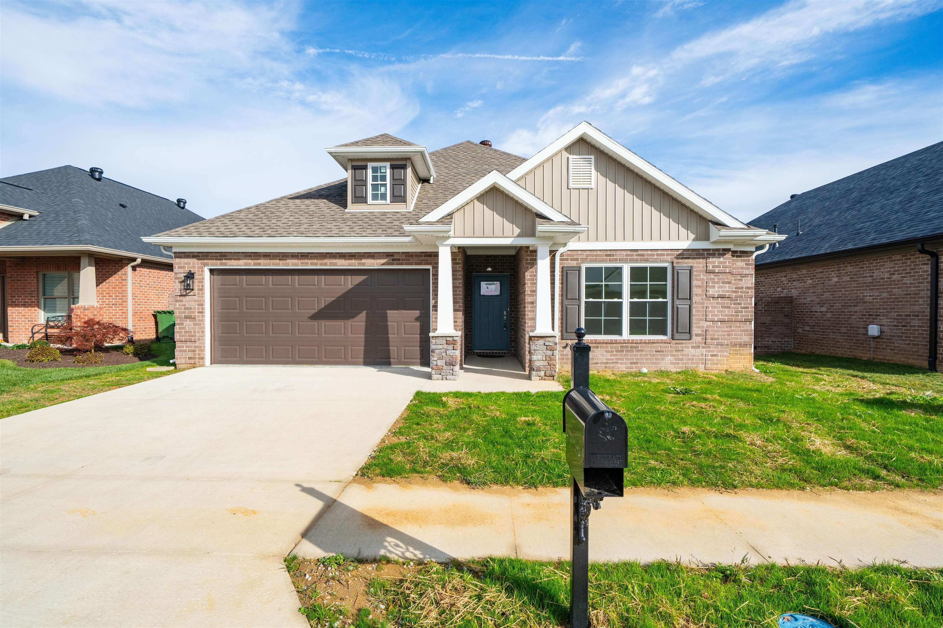 652 Stableford Circle, Owensboro, Kentucky 42303, 3 Bedrooms Bedrooms, ,2 BathroomsBathrooms,Single Family Residence,For Sale,Stableford Circle,93118