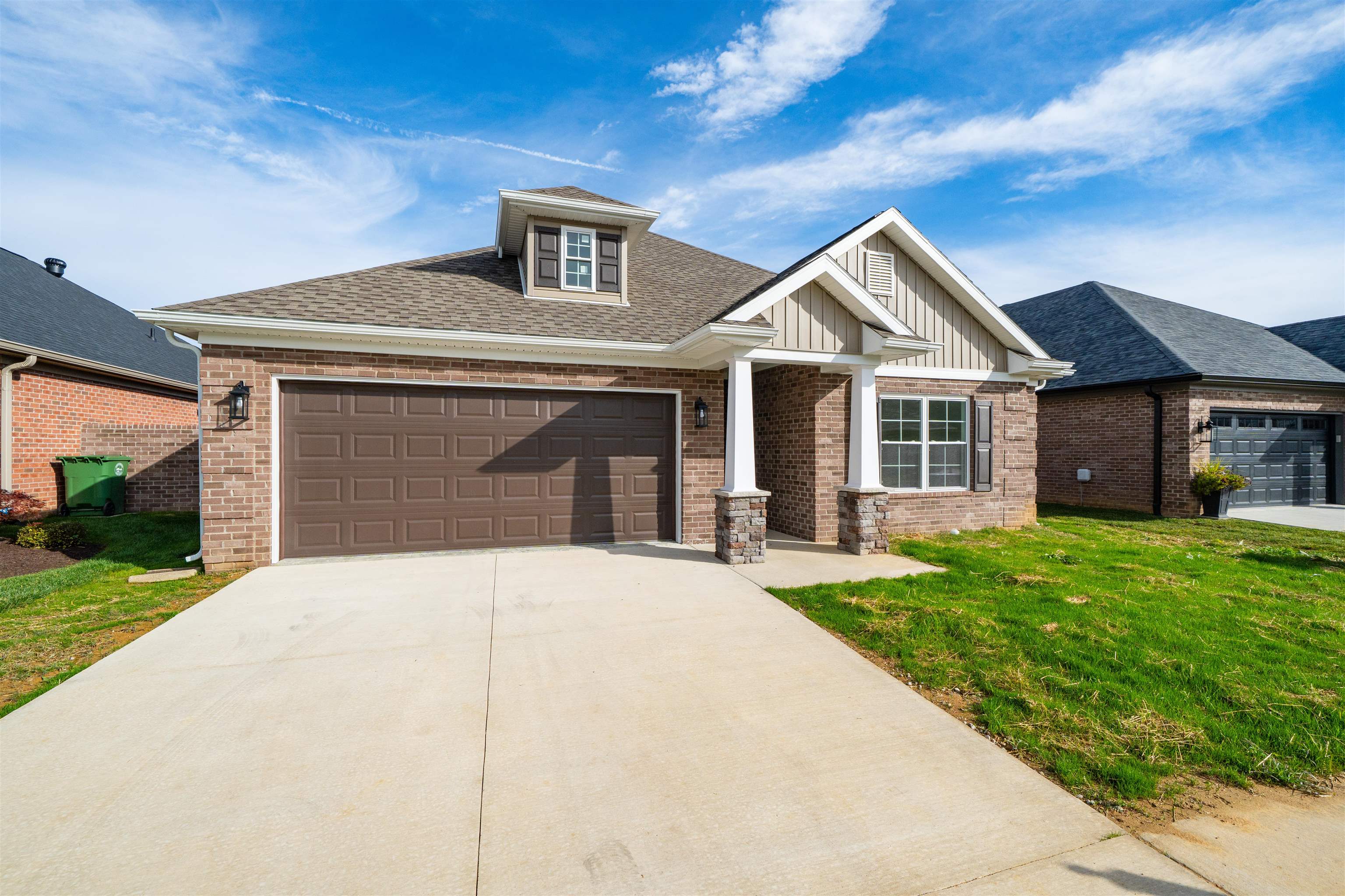 652 Stableford Circle, Owensboro, Kentucky 42303, 3 Bedrooms Bedrooms, ,2 BathroomsBathrooms,Single Family Residence,For Sale,Stableford Circle,93118