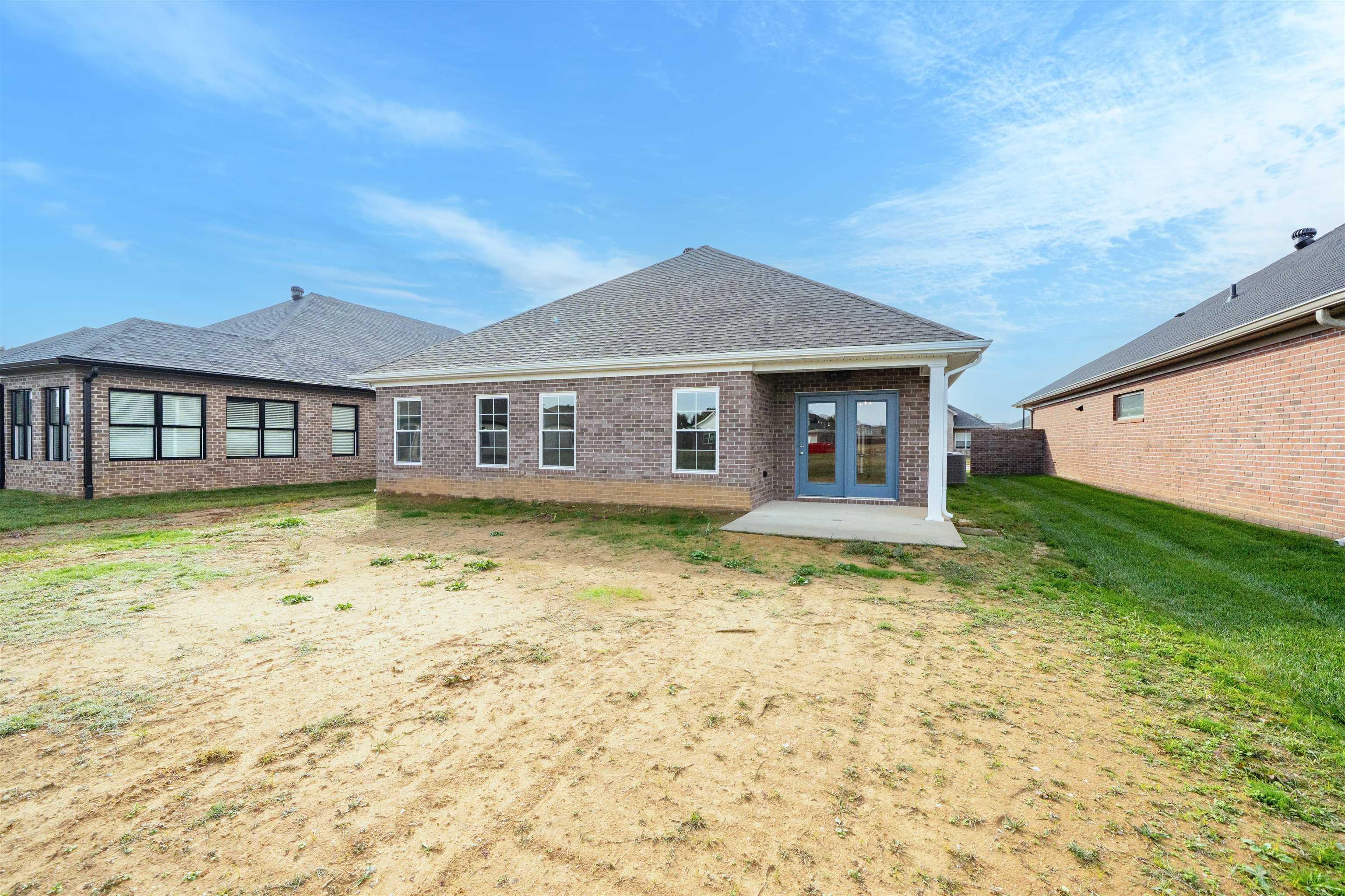 652 Stableford Circle, Owensboro, Kentucky 42303, 3 Bedrooms Bedrooms, ,2 BathroomsBathrooms,Single Family Residence,For Sale,Stableford Circle,93118