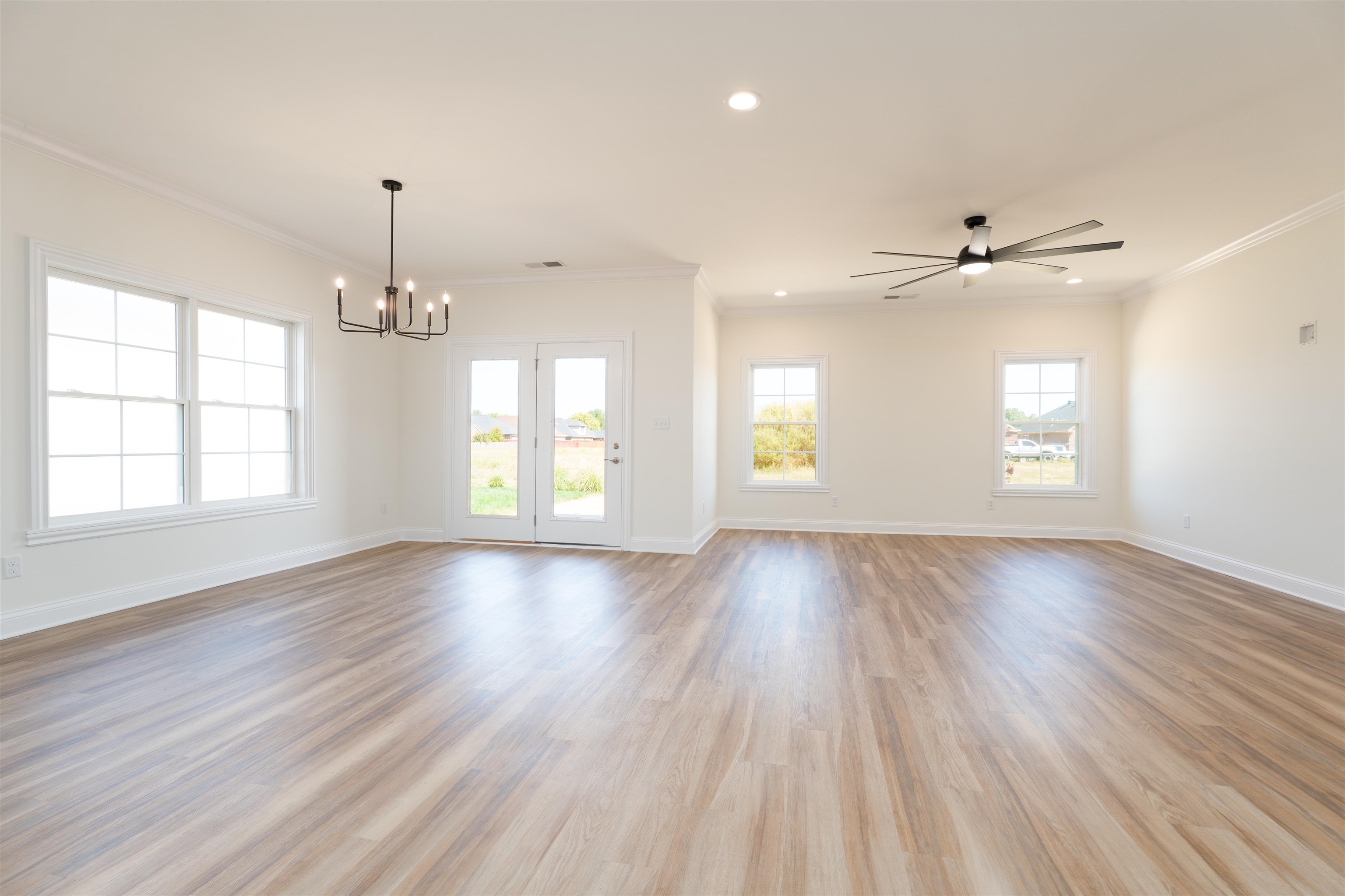 652 Stableford Circle, Owensboro, Kentucky 42303, 3 Bedrooms Bedrooms, ,2 BathroomsBathrooms,Single Family Residence,For Sale,Stableford Circle,93118