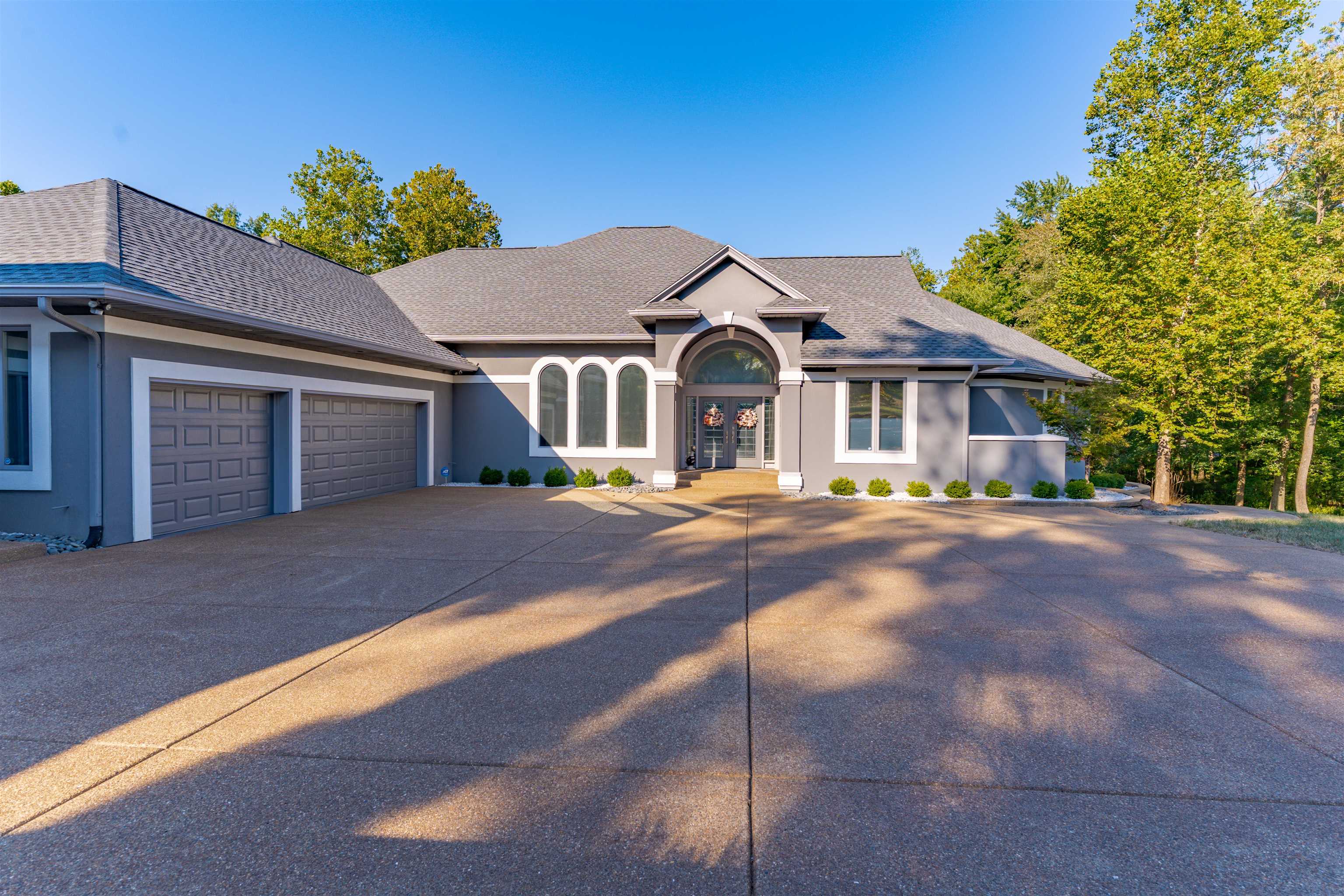 1088 HUNTER BLVD, NEWBURGH, Indiana 47630, 5 Bedrooms Bedrooms, ,4 BathroomsBathrooms,Single Family Residence,For Sale,HUNTER BLVD,93123