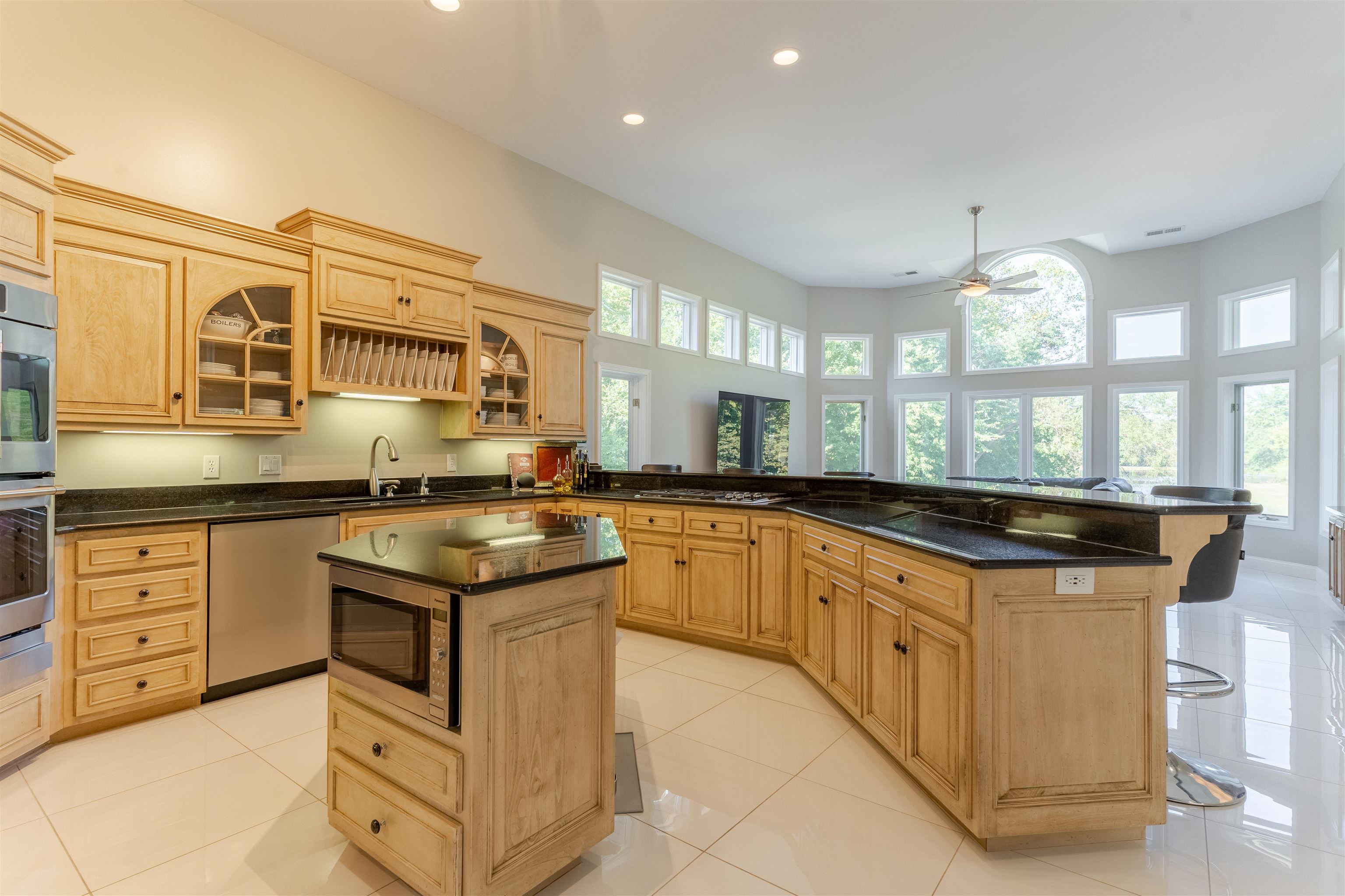 1088 HUNTER BLVD, NEWBURGH, Indiana 47630, 5 Bedrooms Bedrooms, ,4 BathroomsBathrooms,Single Family Residence,For Sale,HUNTER BLVD,93123
