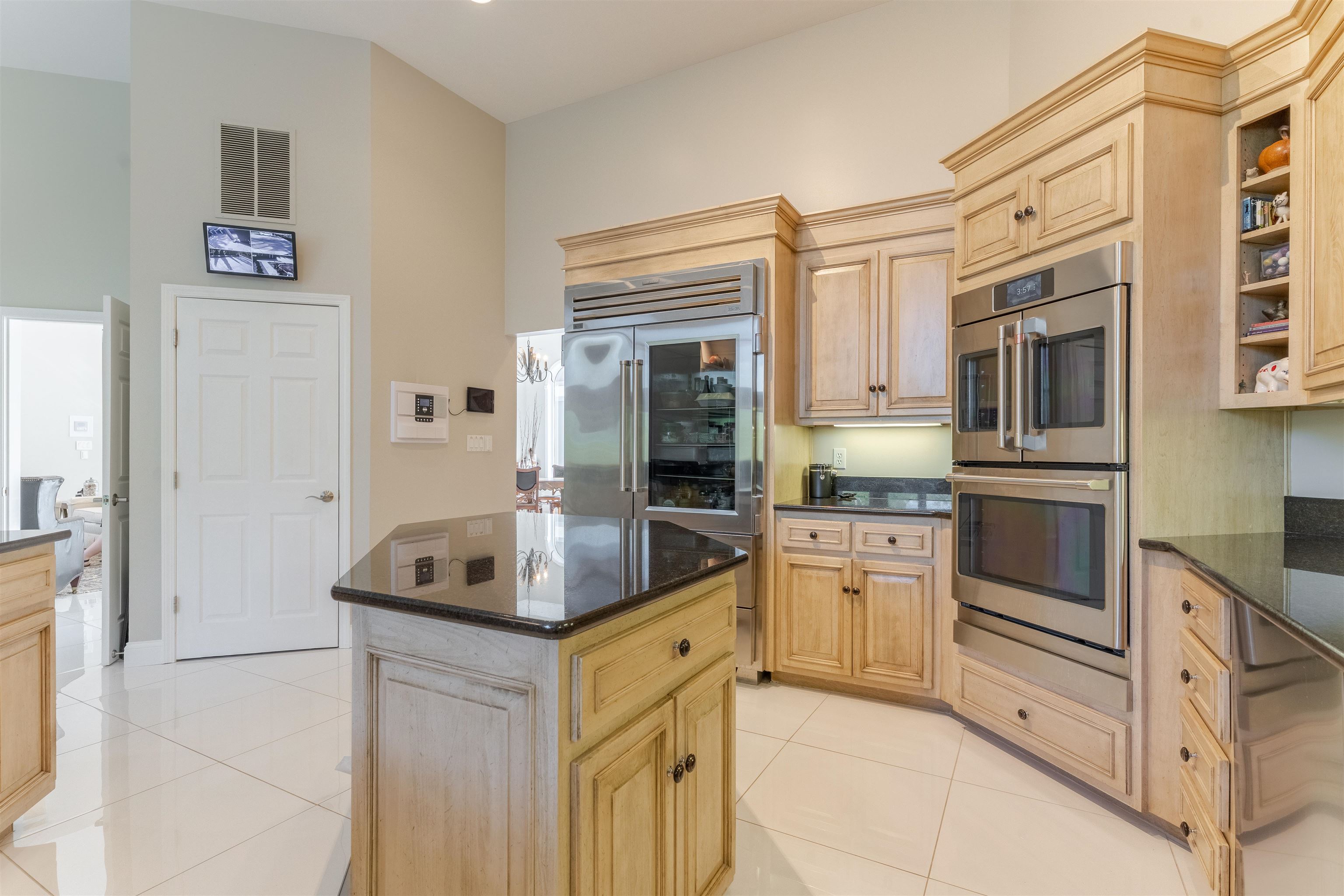 1088 HUNTER BLVD, NEWBURGH, Indiana 47630, 5 Bedrooms Bedrooms, ,4 BathroomsBathrooms,Single Family Residence,For Sale,HUNTER BLVD,93123