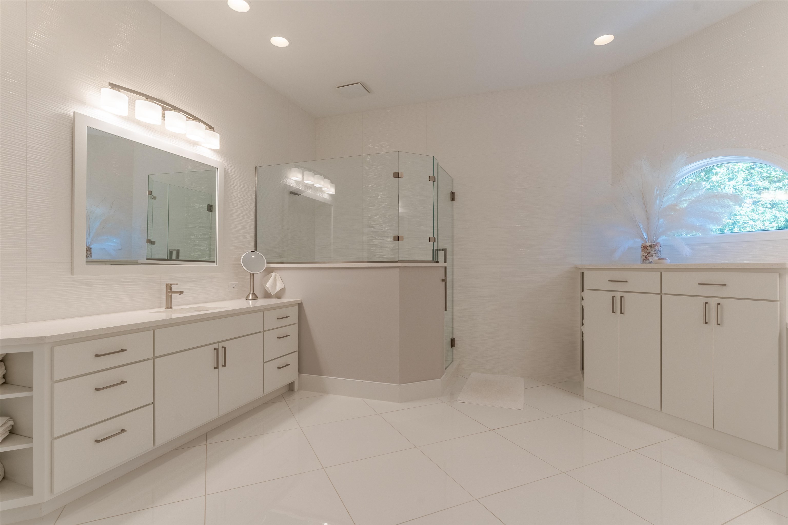 1088 HUNTER BLVD, NEWBURGH, Indiana 47630, 5 Bedrooms Bedrooms, ,4 BathroomsBathrooms,Single Family Residence,For Sale,HUNTER BLVD,93123