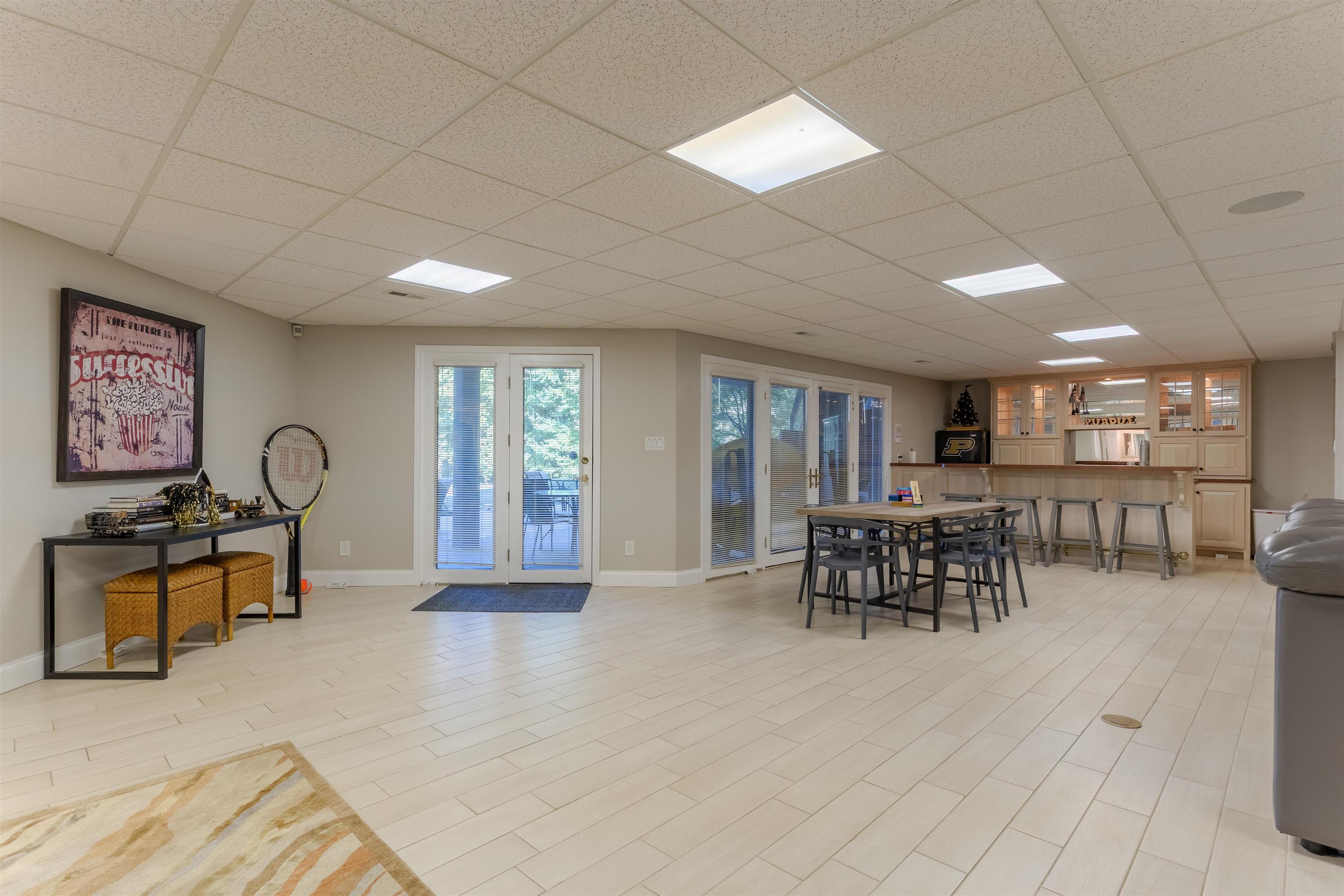 1088 HUNTER BLVD, NEWBURGH, Indiana 47630, 5 Bedrooms Bedrooms, ,4 BathroomsBathrooms,Single Family Residence,For Sale,HUNTER BLVD,93123