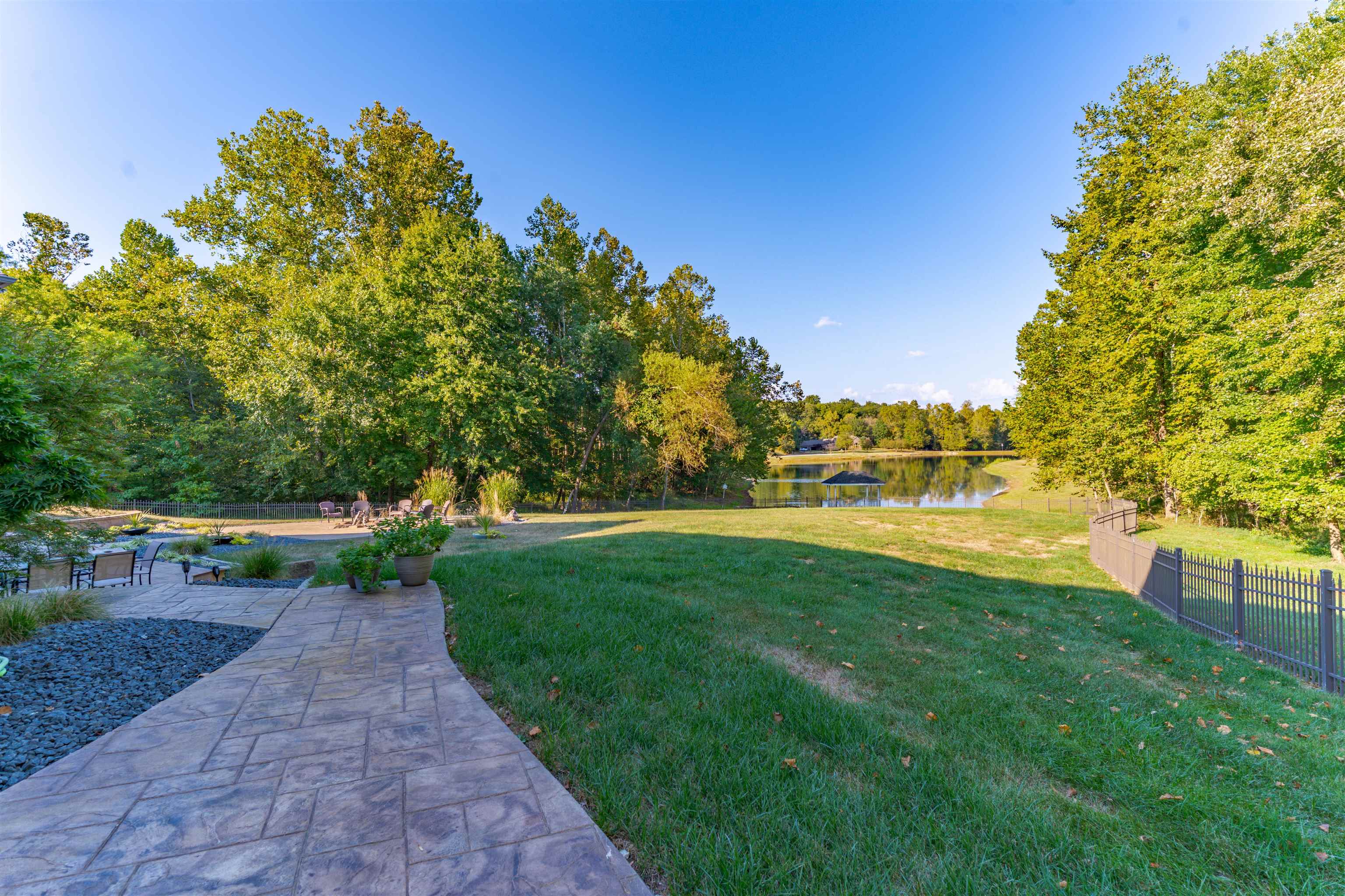 1088 HUNTER BLVD, NEWBURGH, Indiana 47630, 5 Bedrooms Bedrooms, ,4 BathroomsBathrooms,Single Family Residence,For Sale,HUNTER BLVD,93123
