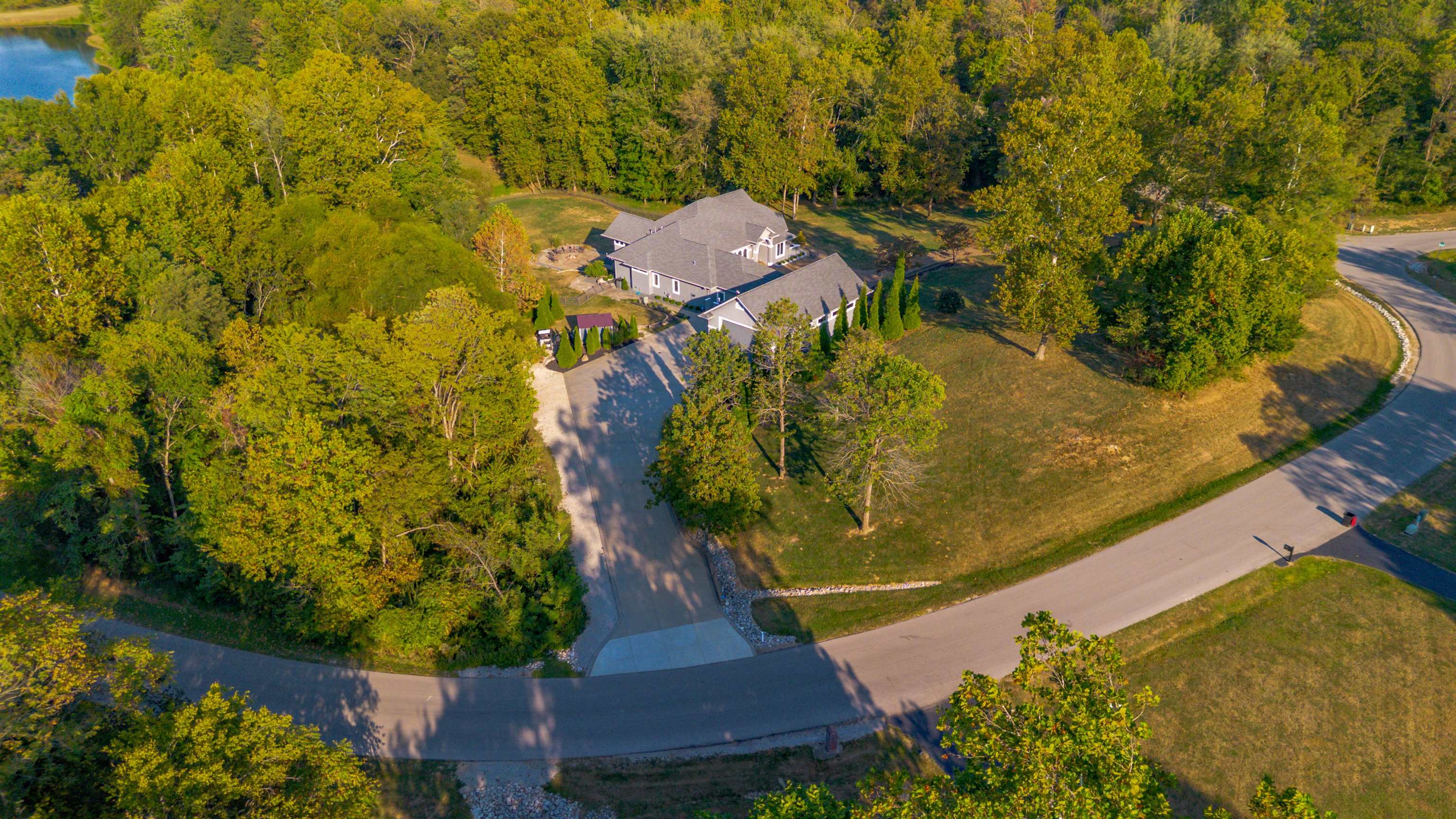 1088 HUNTER BLVD, NEWBURGH, Indiana 47630, 5 Bedrooms Bedrooms, ,4 BathroomsBathrooms,Single Family Residence,For Sale,HUNTER BLVD,93123