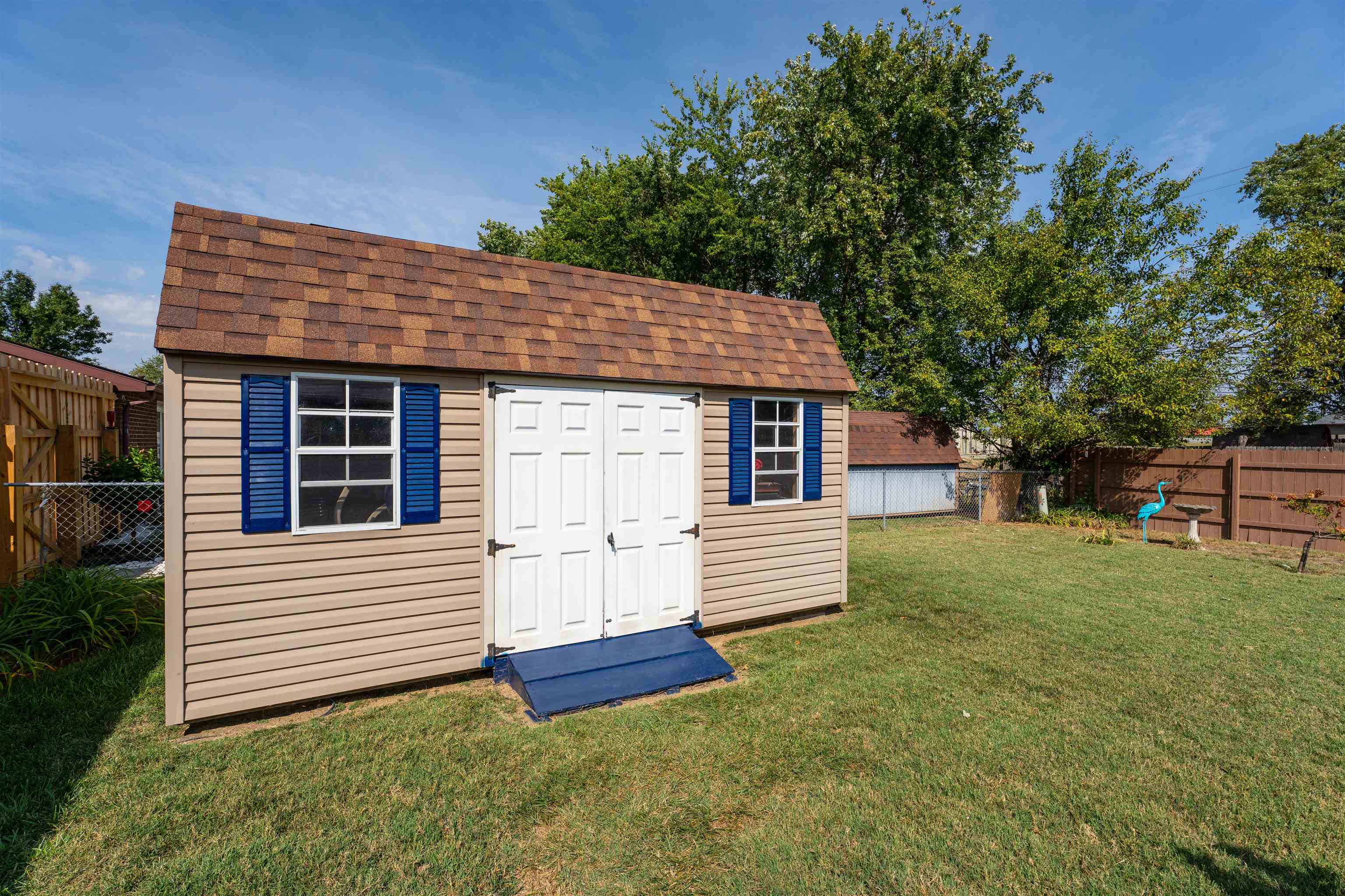2501 Strickland Dr, Owensboro, Kentucky 42301, 3 Bedrooms Bedrooms, ,1 BathroomBathrooms,Single Family Residence,For Sale,Strickland Dr,93132