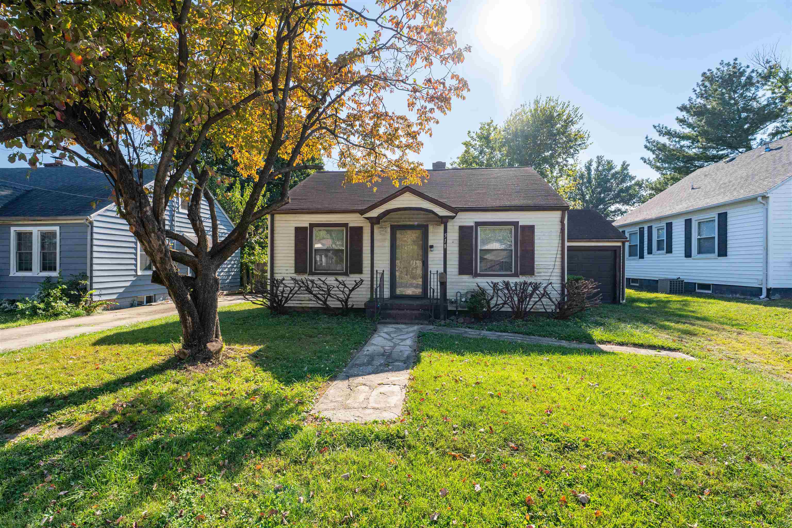 518 Birkhead Ave, Owensboro, Kentucky 42303, 2 Bedrooms Bedrooms, ,1 BathroomBathrooms,Single Family Residence,For Sale,Birkhead Ave,93142