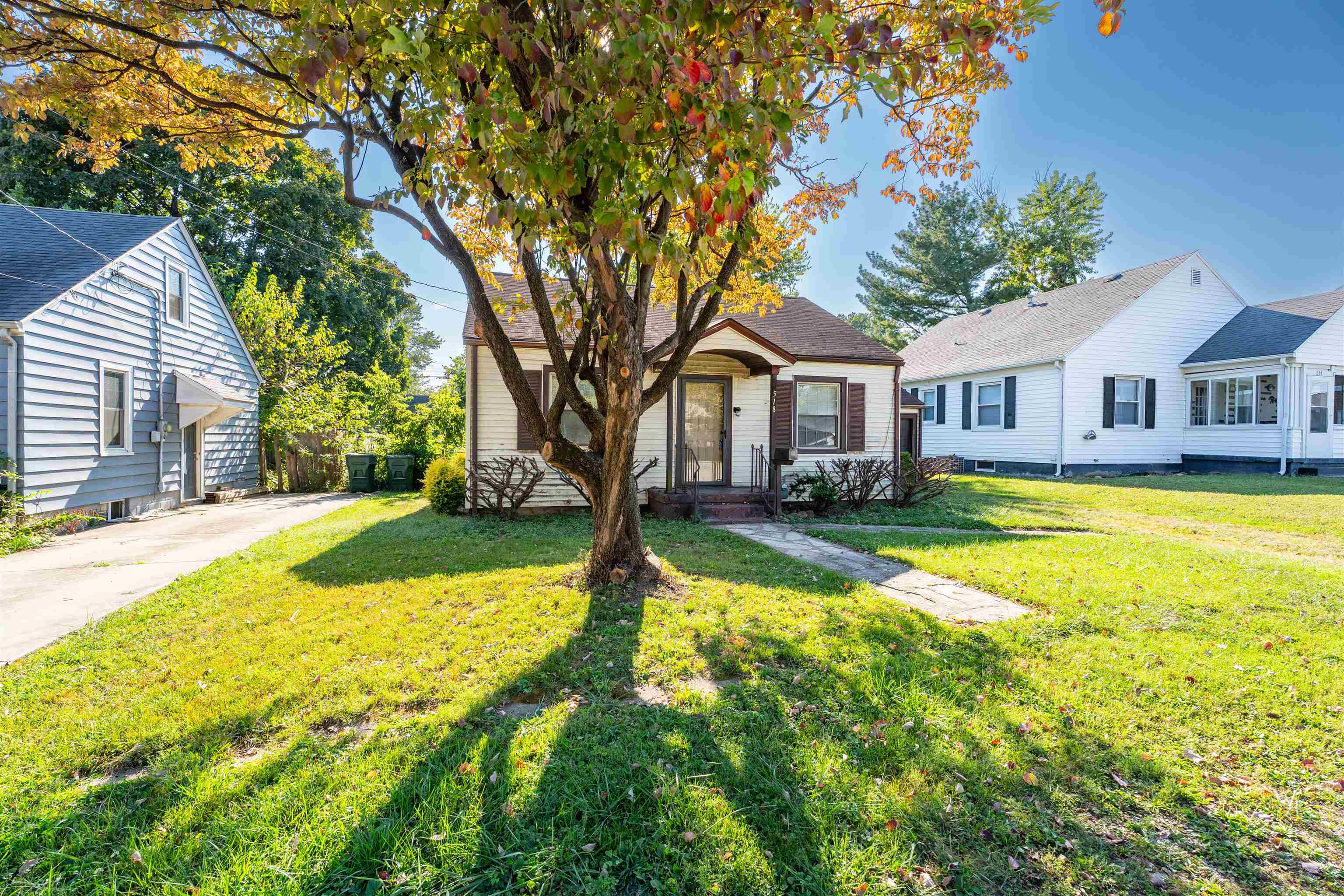 518 Birkhead Ave, Owensboro, Kentucky 42303, 2 Bedrooms Bedrooms, ,1 BathroomBathrooms,Single Family Residence,For Sale,Birkhead Ave,93142