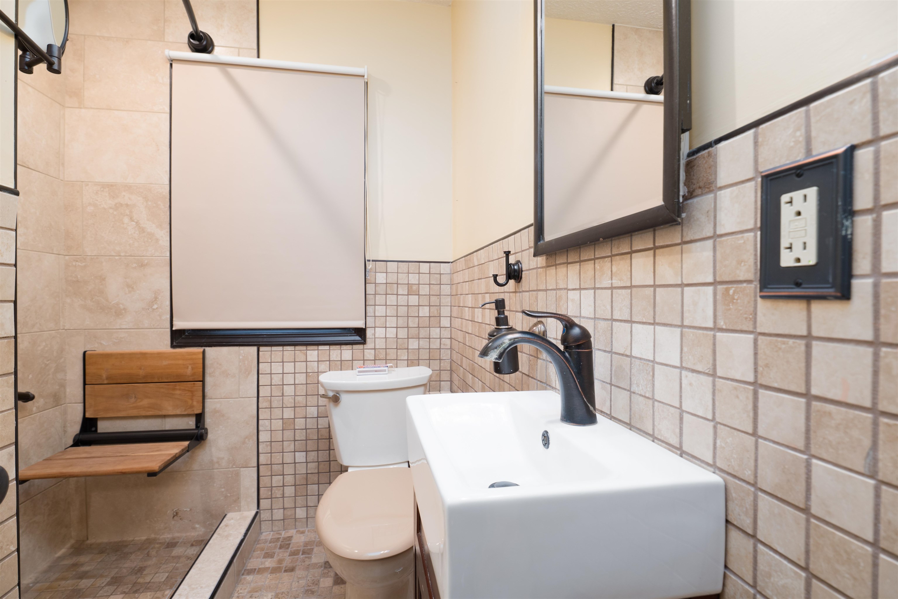 518 Birkhead Ave, Owensboro, Kentucky 42303, 2 Bedrooms Bedrooms, ,1 BathroomBathrooms,Single Family Residence,For Sale,Birkhead Ave,93142