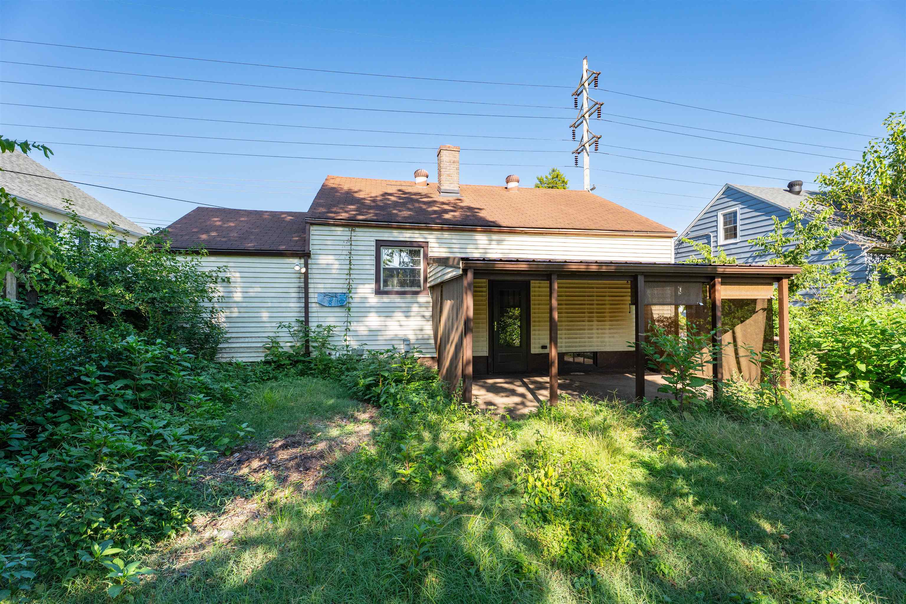 518 Birkhead Ave, Owensboro, Kentucky 42303, 2 Bedrooms Bedrooms, ,1 BathroomBathrooms,Single Family Residence,For Sale,Birkhead Ave,93142