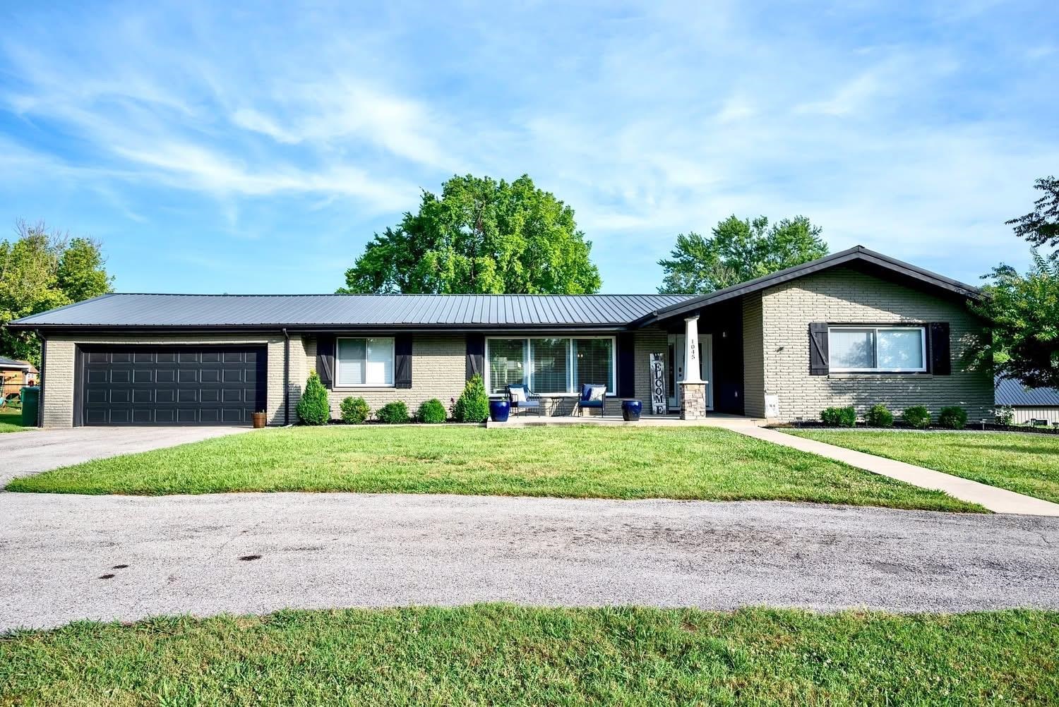 1045 Hawes BLVD, Hawesville, Kentucky 42348, 4 Bedrooms Bedrooms, ,2 BathroomsBathrooms,Single Family Residence,For Sale,Hawes BLVD,93165