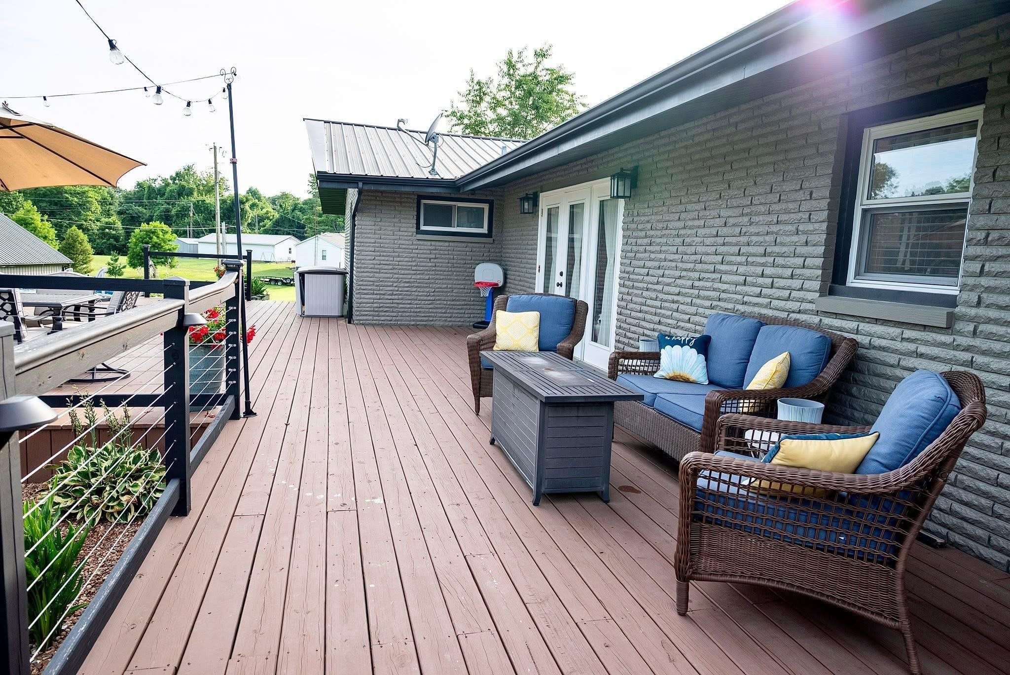 1045 Hawes BLVD, Hawesville, Kentucky 42348, 4 Bedrooms Bedrooms, ,2 BathroomsBathrooms,Single Family Residence,For Sale,Hawes BLVD,93165