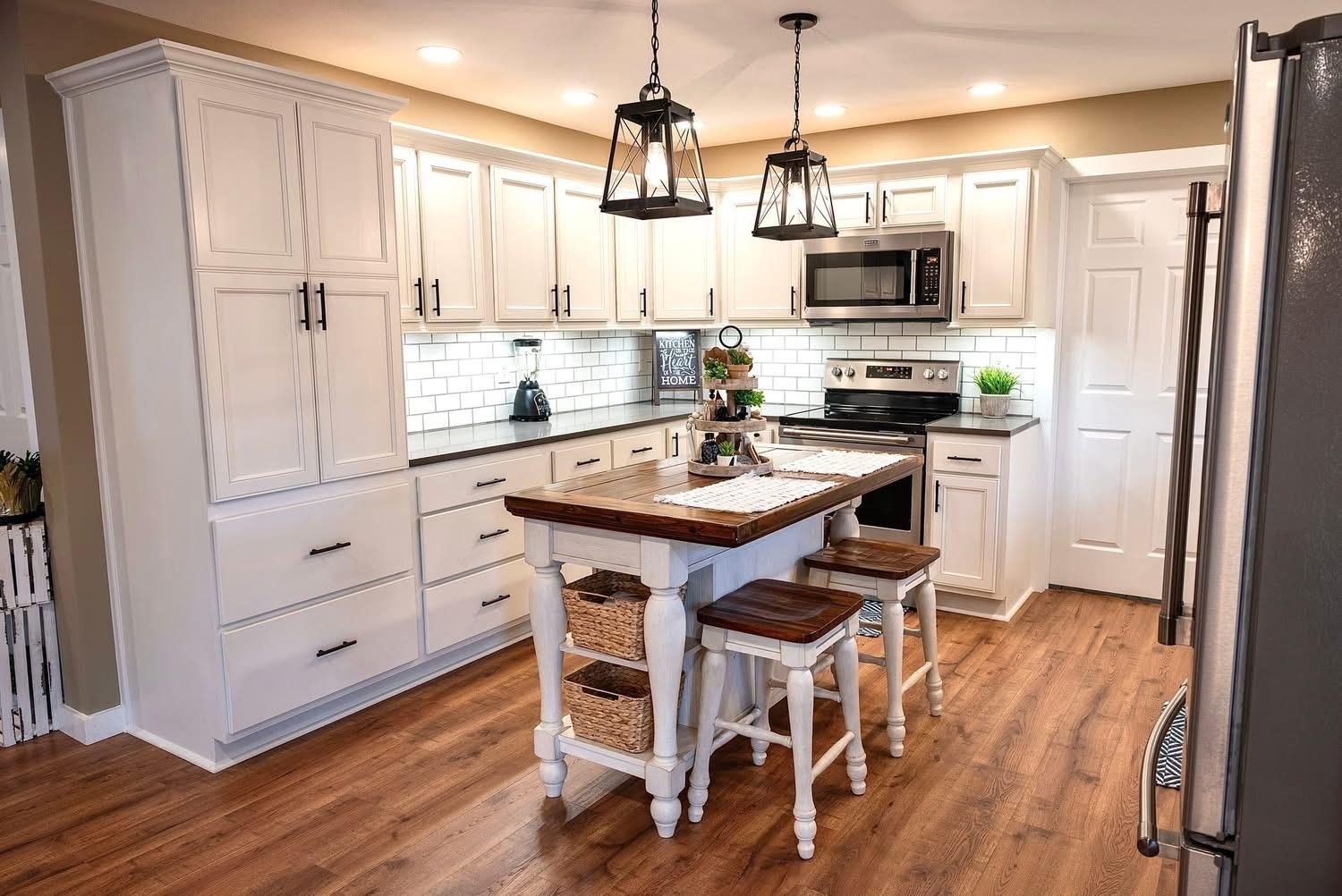 1045 Hawes BLVD, Hawesville, Kentucky 42348, 4 Bedrooms Bedrooms, ,2 BathroomsBathrooms,Single Family Residence,For Sale,Hawes BLVD,93165