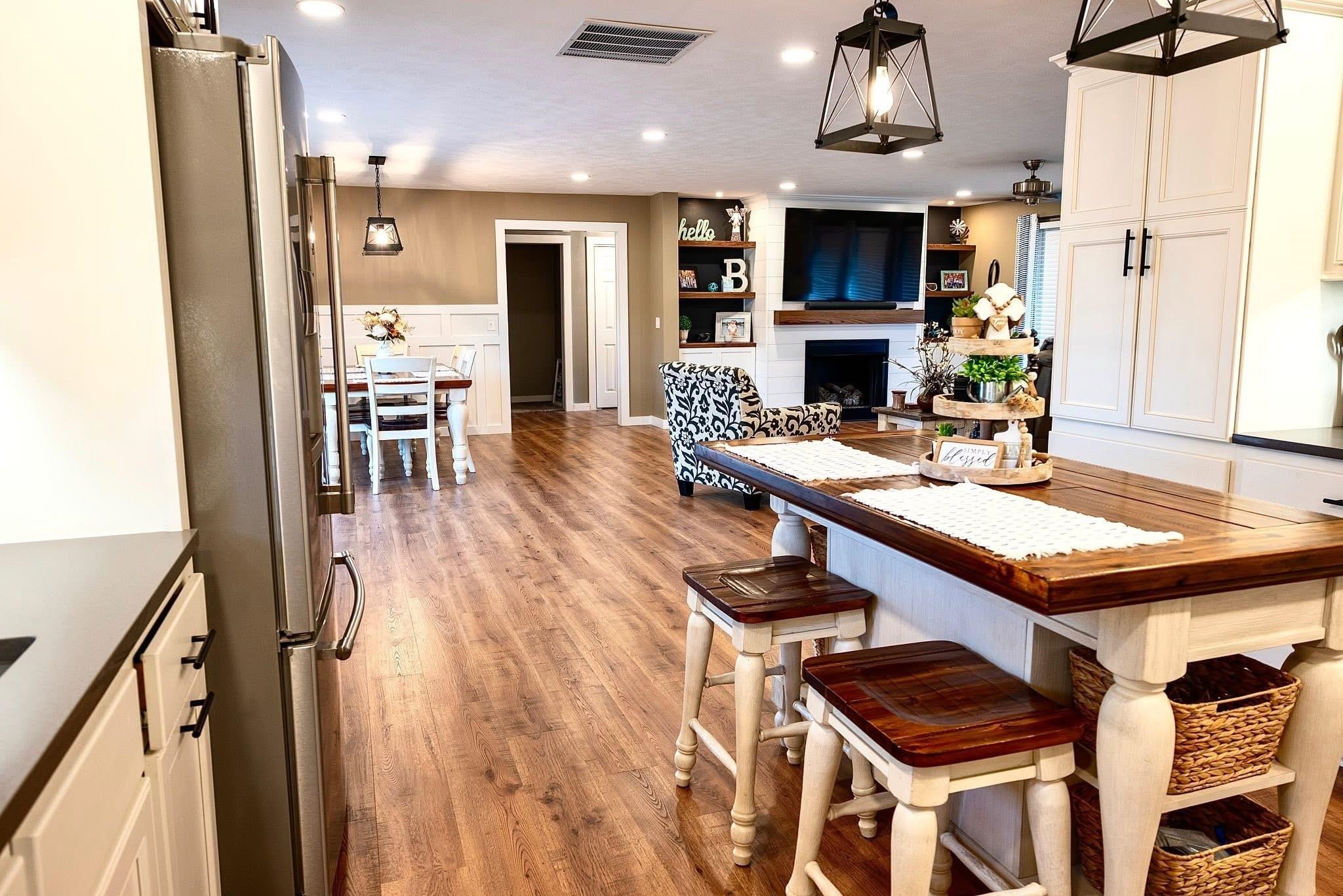 1045 Hawes BLVD, Hawesville, Kentucky 42348, 4 Bedrooms Bedrooms, ,2 BathroomsBathrooms,Single Family Residence,For Sale,Hawes BLVD,93165