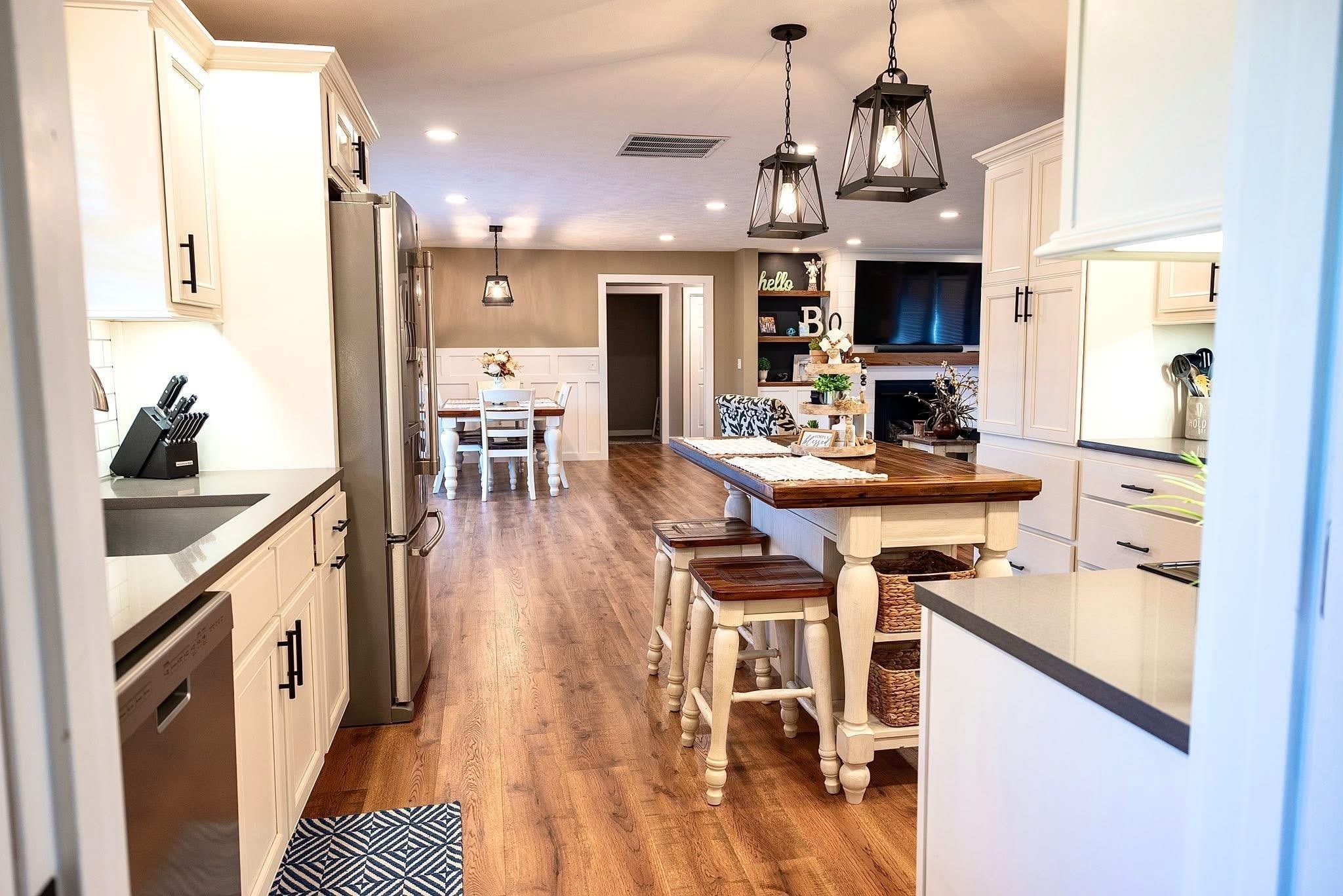 1045 Hawes BLVD, Hawesville, Kentucky 42348, 4 Bedrooms Bedrooms, ,2 BathroomsBathrooms,Single Family Residence,For Sale,Hawes BLVD,93165