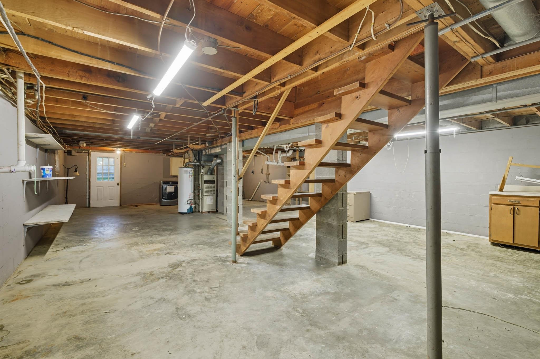 5611 Jones Road, Owensboro, Kentucky 42303, 2 Bedrooms Bedrooms, ,1 BathroomBathrooms,Single Family Residence,For Sale,Jones Road,93172