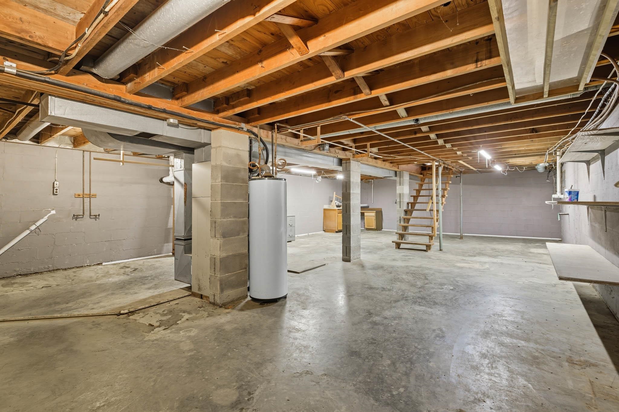 5611 Jones Road, Owensboro, Kentucky 42303, 2 Bedrooms Bedrooms, ,1 BathroomBathrooms,Single Family Residence,For Sale,Jones Road,93172