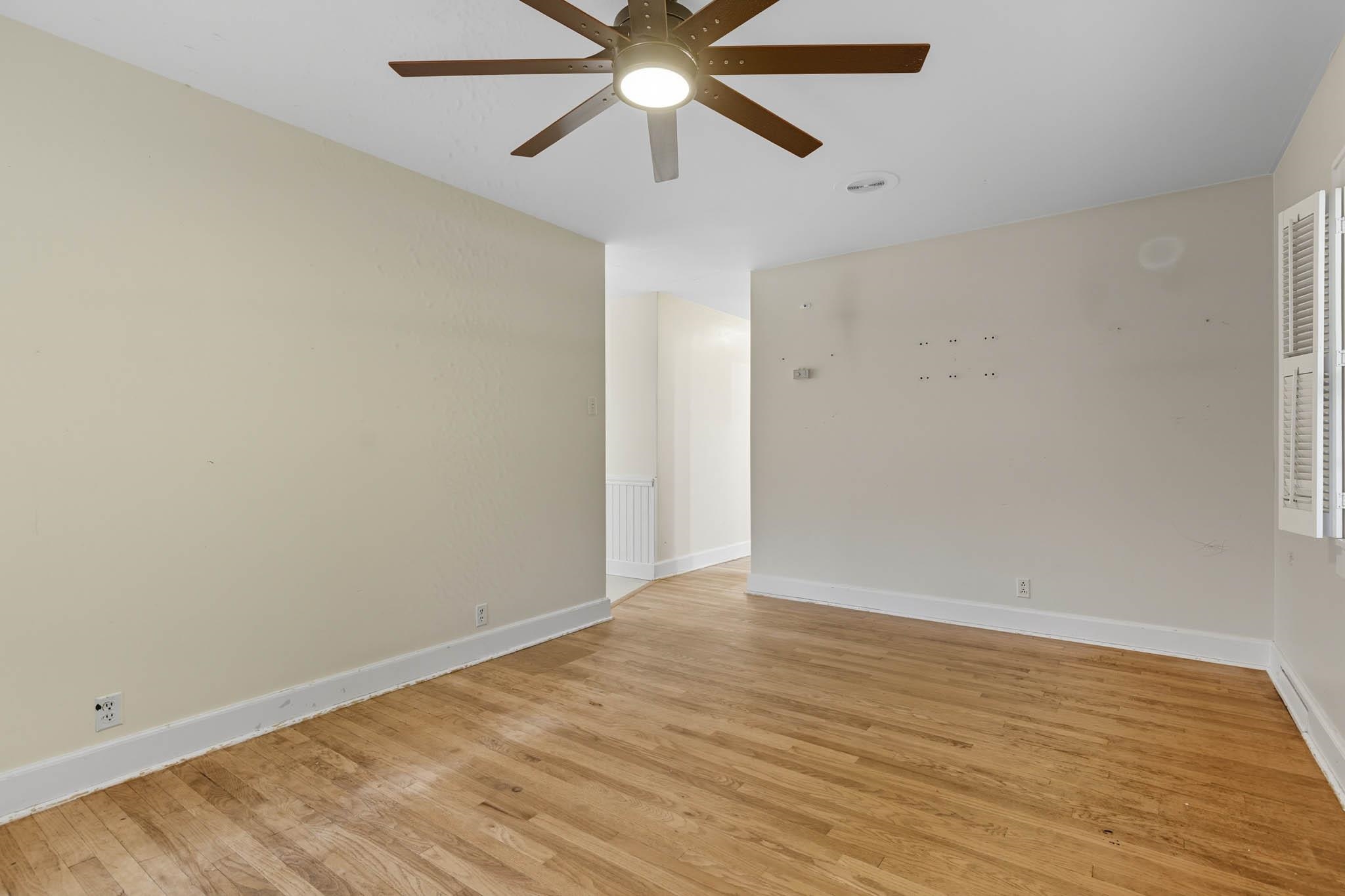 5611 Jones Road, Owensboro, Kentucky 42303, 2 Bedrooms Bedrooms, ,1 BathroomBathrooms,Single Family Residence,For Sale,Jones Road,93172