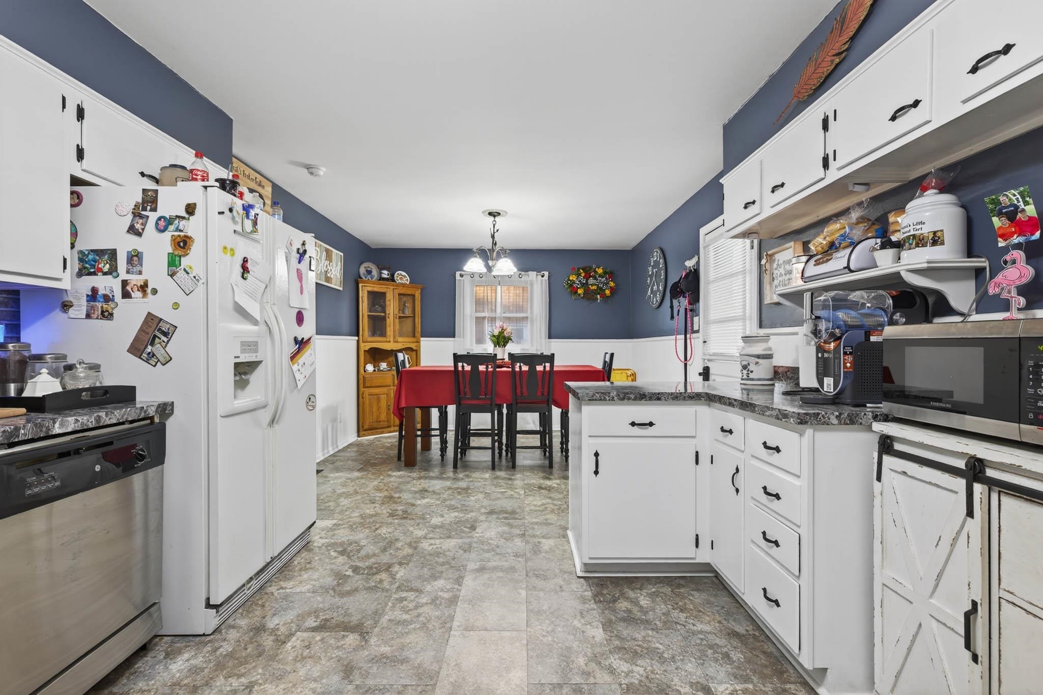 2520 South Griffith Avenue, Owensboro, Kentucky 42303, 3 Bedrooms Bedrooms, ,1 BathroomBathrooms,Single Family Residence,For Sale,South Griffith Avenue,93184