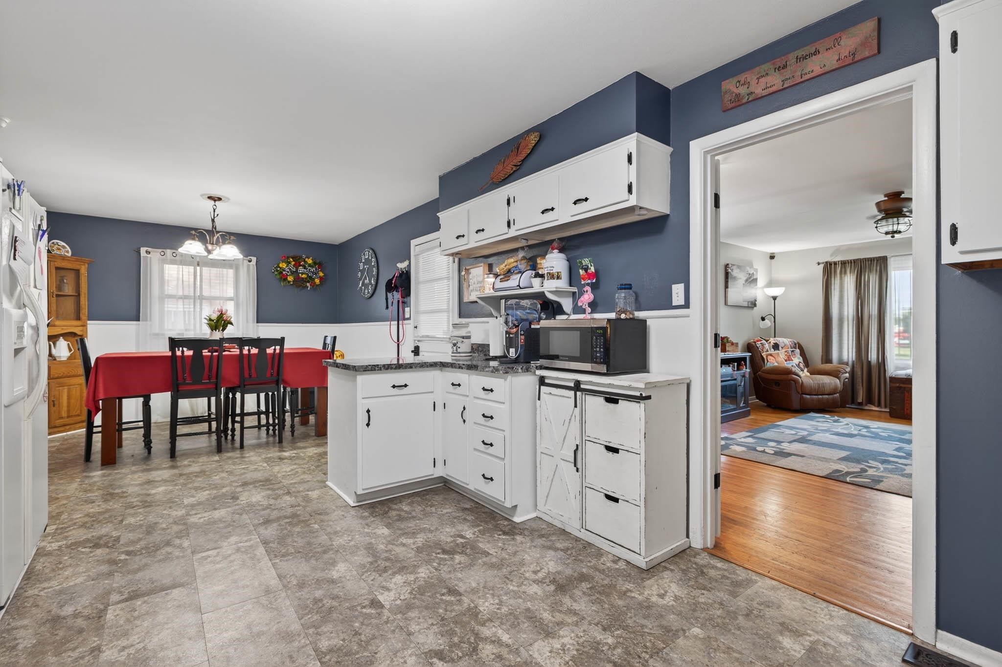 2520 South Griffith Avenue, Owensboro, Kentucky 42303, 3 Bedrooms Bedrooms, ,1 BathroomBathrooms,Single Family Residence,For Sale,South Griffith Avenue,93184