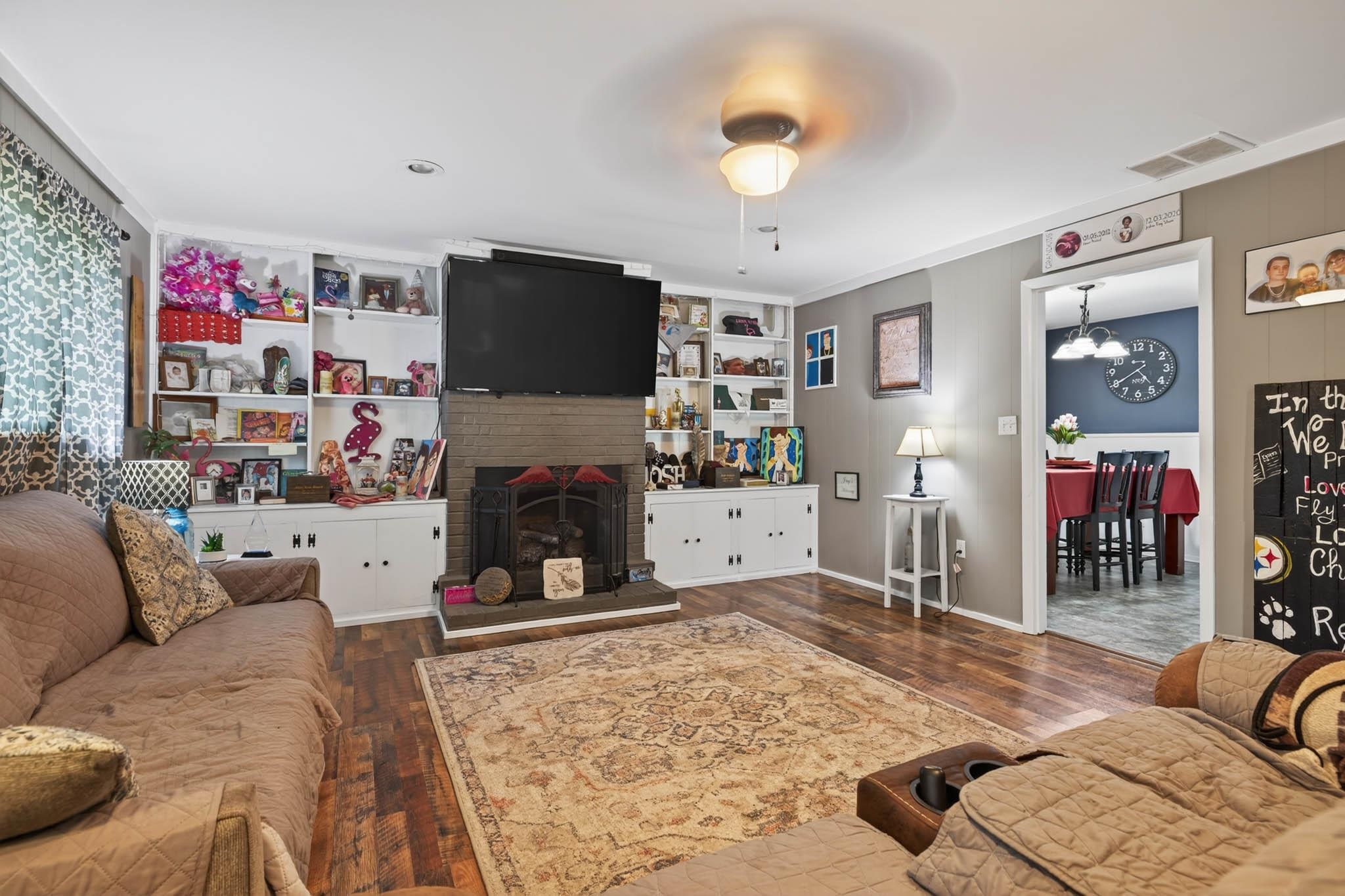 2520 South Griffith Avenue, Owensboro, Kentucky 42303, 3 Bedrooms Bedrooms, ,1 BathroomBathrooms,Single Family Residence,For Sale,South Griffith Avenue,93184