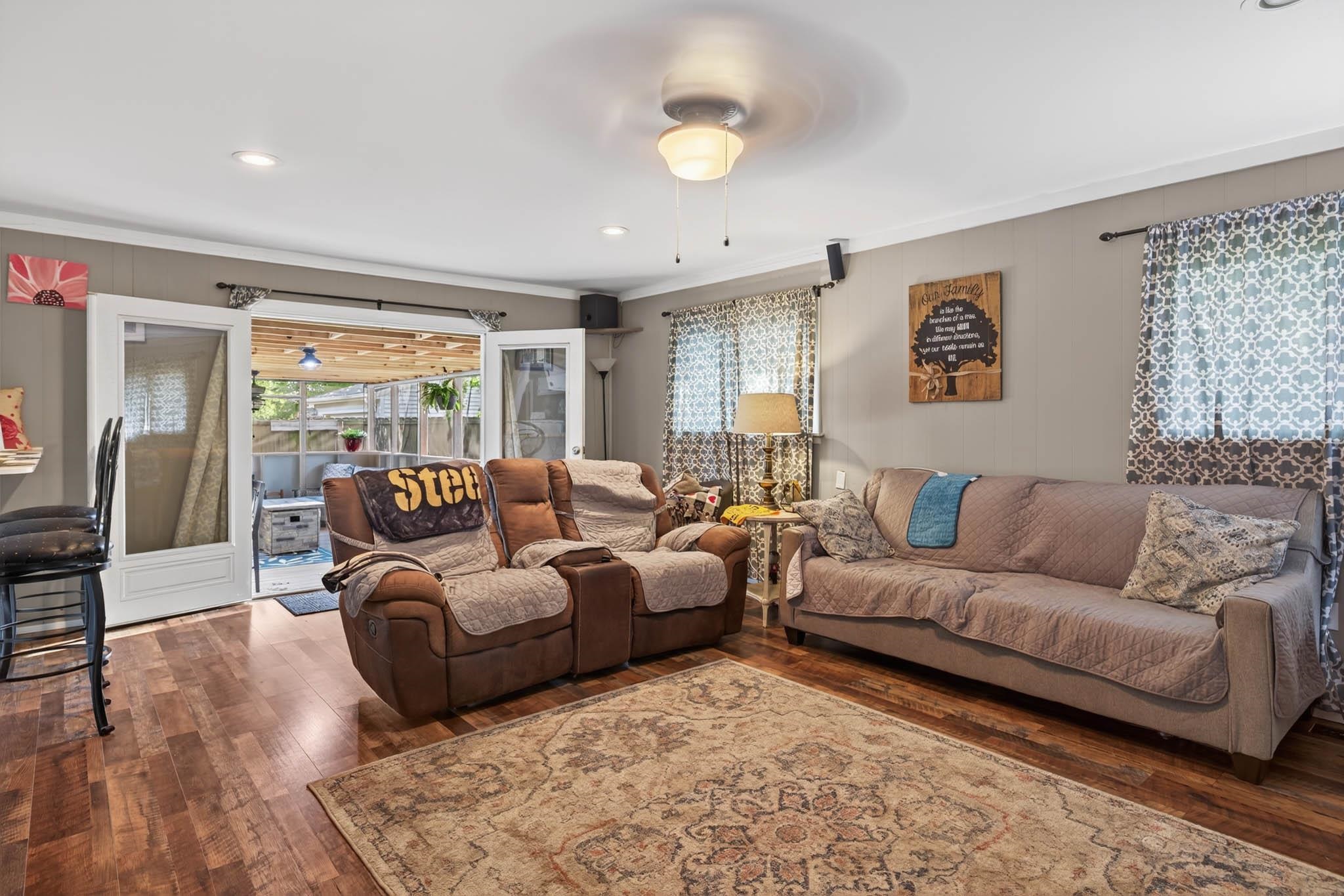 2520 South Griffith Avenue, Owensboro, Kentucky 42303, 3 Bedrooms Bedrooms, ,1 BathroomBathrooms,Single Family Residence,For Sale,South Griffith Avenue,93184