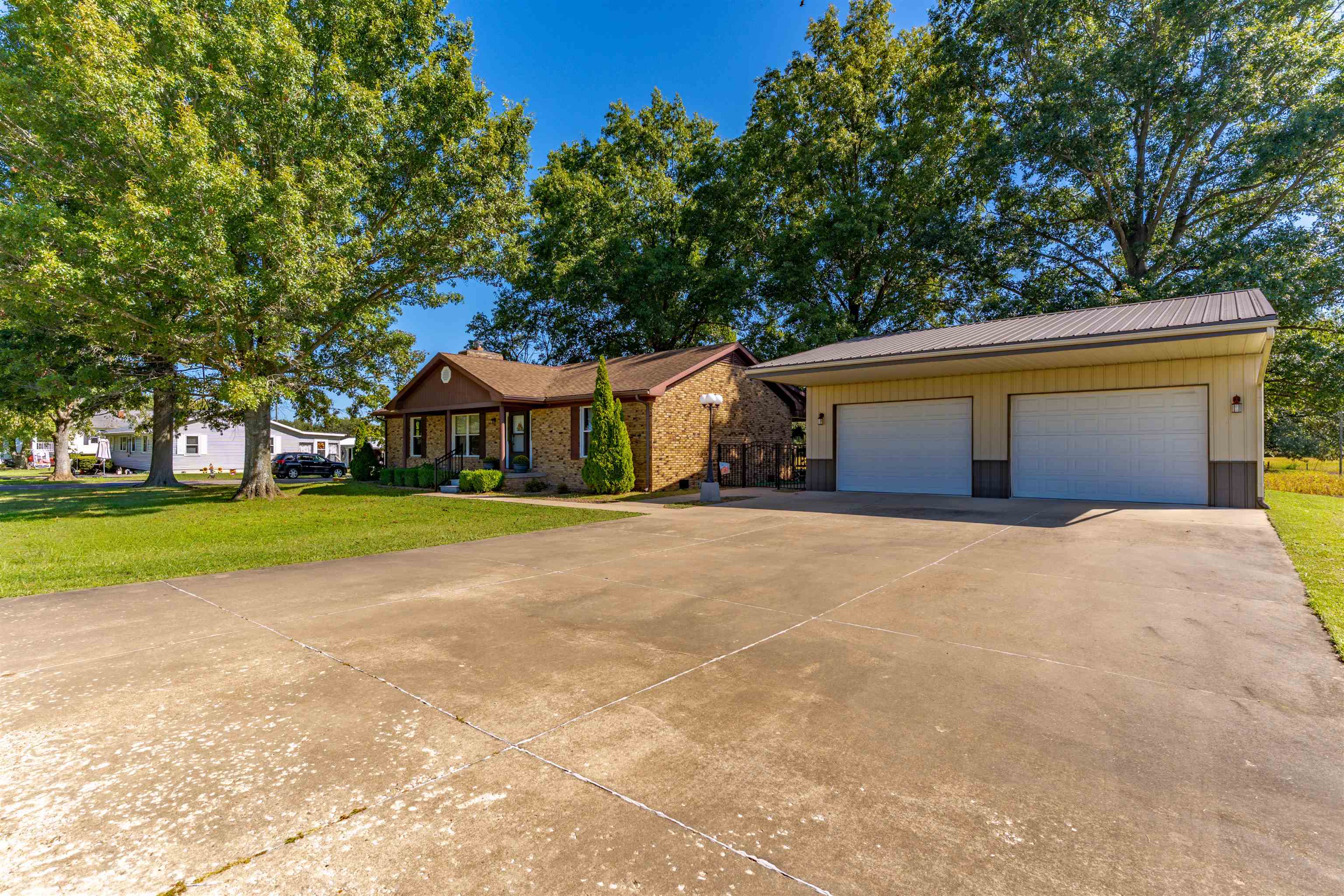 19942 State Route 811, Reed, Kentucky 42451, 2 Bedrooms Bedrooms, ,2 BathroomsBathrooms,Single Family Residence,For Sale,State Route 811,93187