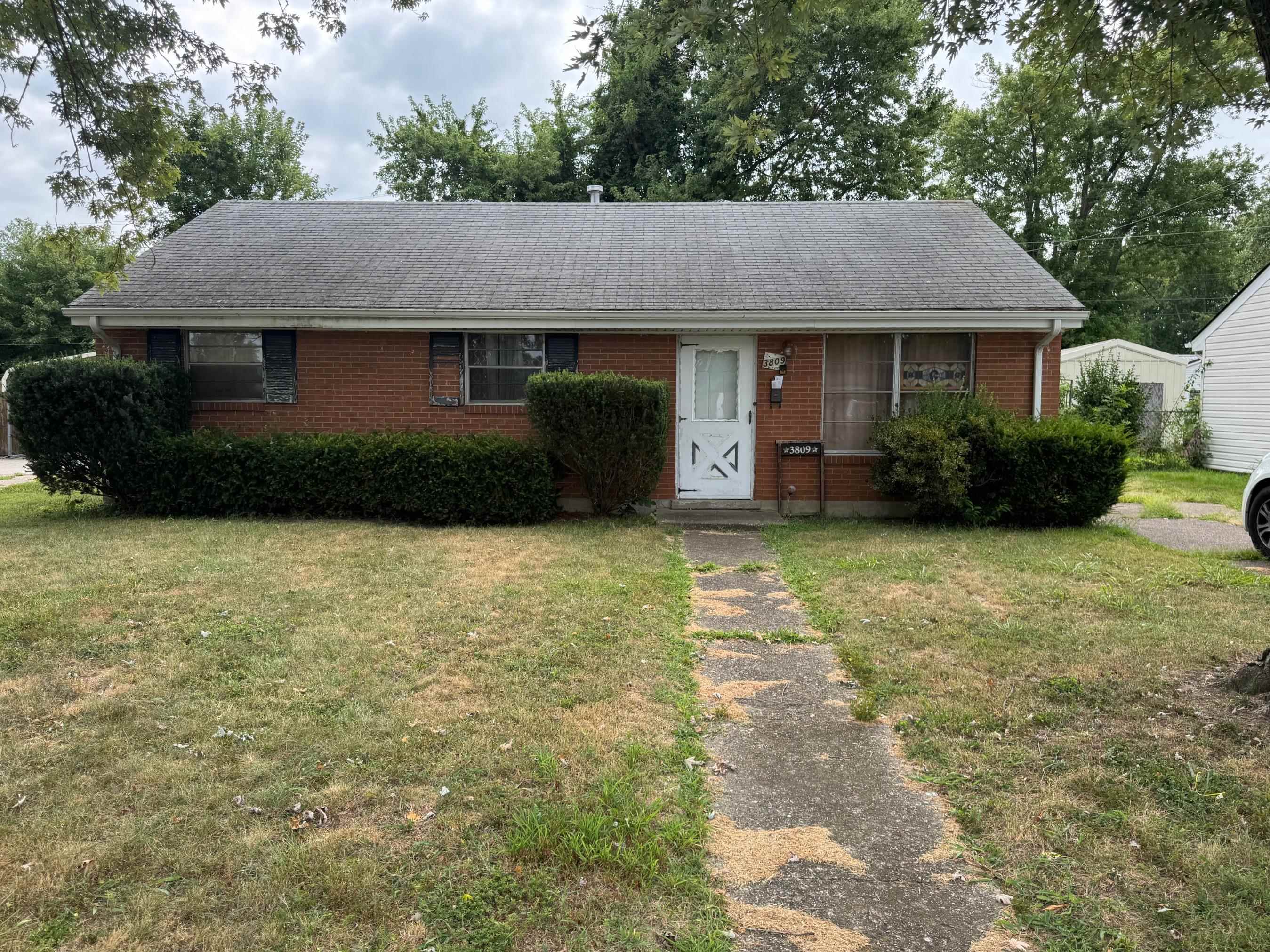 3809 Shelly Dr, Owensboro, Kentucky 42303, 3 Bedrooms Bedrooms, ,1 BathroomBathrooms,Single Family Residence,For Sale,Shelly Dr,93189