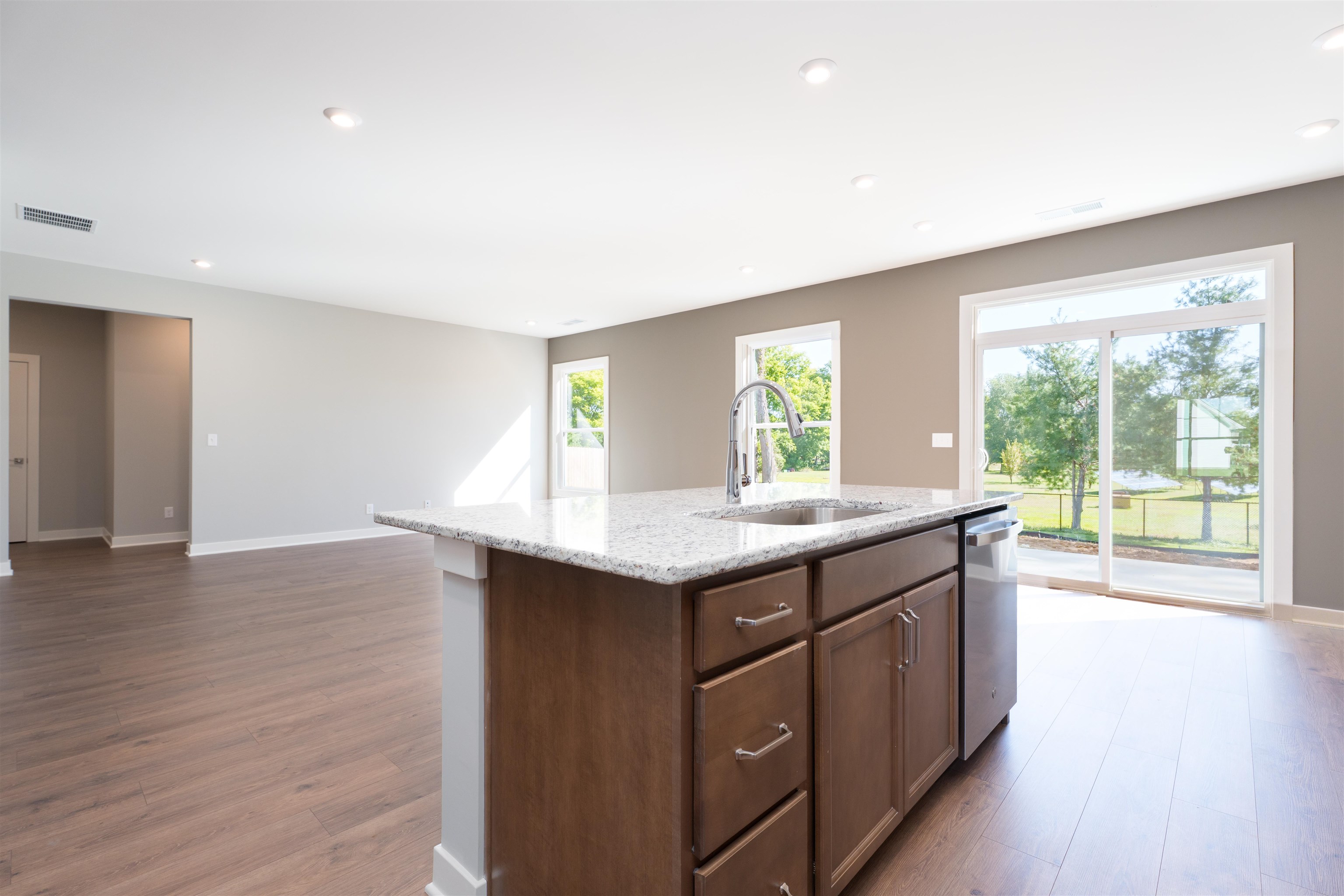 955 Onyx Lane, Owensboro, Kentucky 42301, 4 Bedrooms Bedrooms, ,2 BathroomsBathrooms,Single Family Residence,For Sale,Onyx Lane,93191