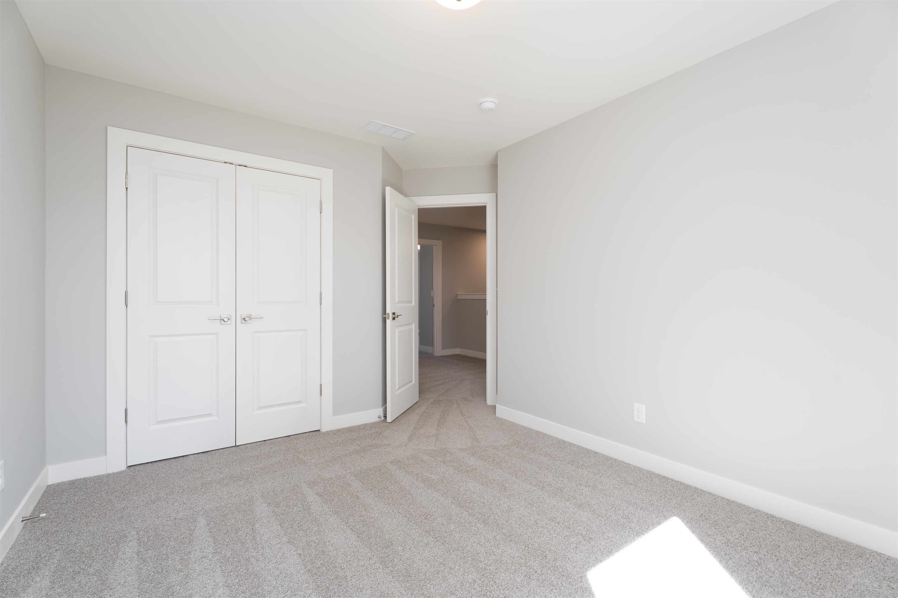 955 Onyx Lane, Owensboro, Kentucky 42301, 4 Bedrooms Bedrooms, ,2 BathroomsBathrooms,Single Family Residence,For Sale,Onyx Lane,93191