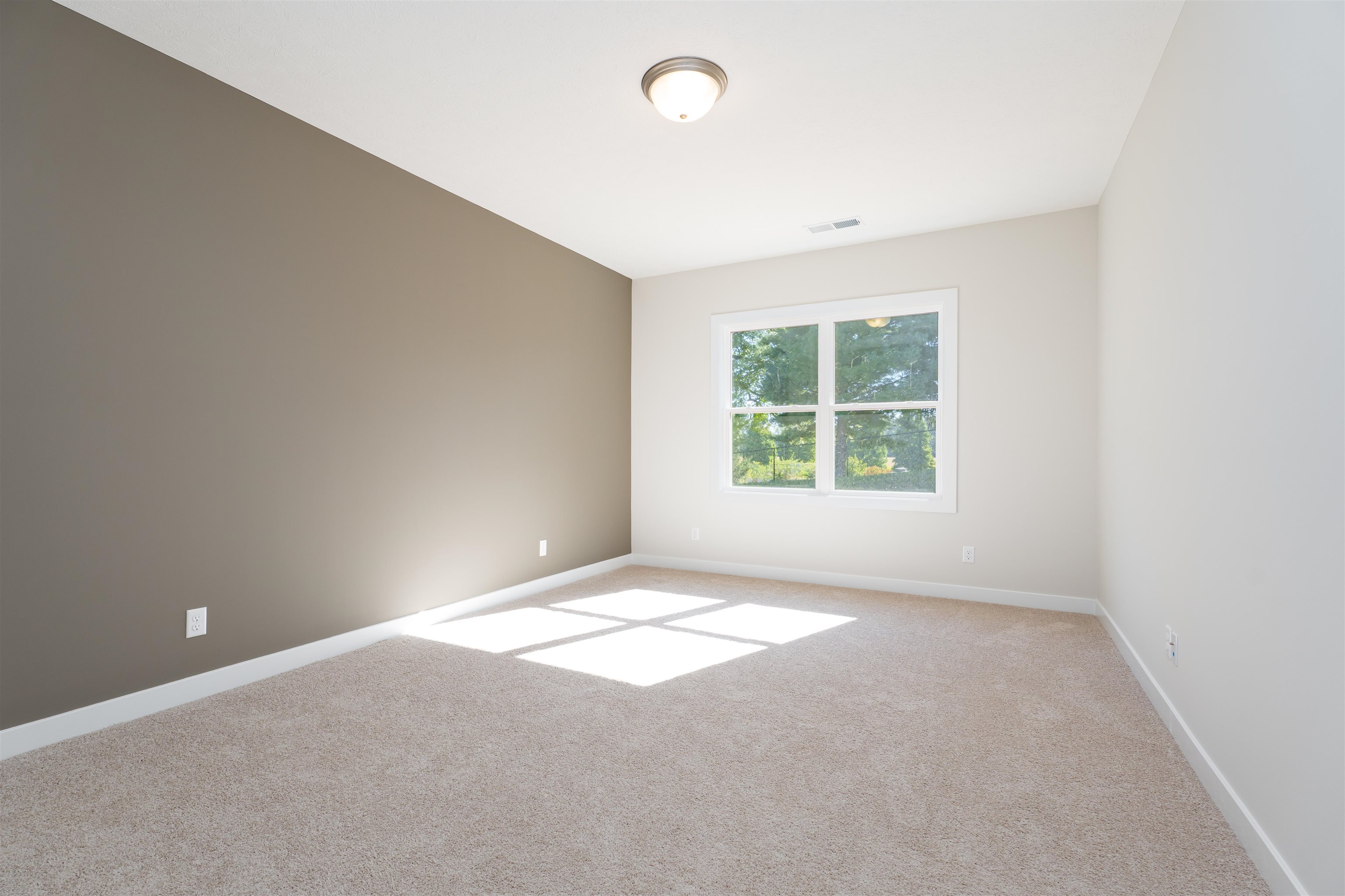 967 Onyx Lane, Owensboro, Kentucky 42301, 3 Bedrooms Bedrooms, ,2 BathroomsBathrooms,Single Family Residence,For Sale,Onyx Lane,93198