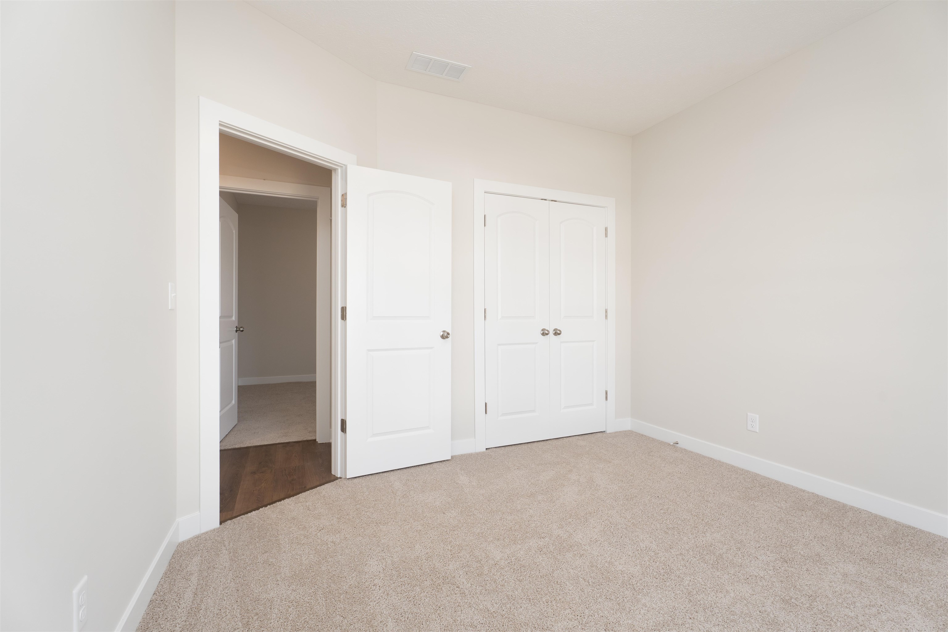 967 Onyx Lane, Owensboro, Kentucky 42301, 3 Bedrooms Bedrooms, ,2 BathroomsBathrooms,Single Family Residence,For Sale,Onyx Lane,93198