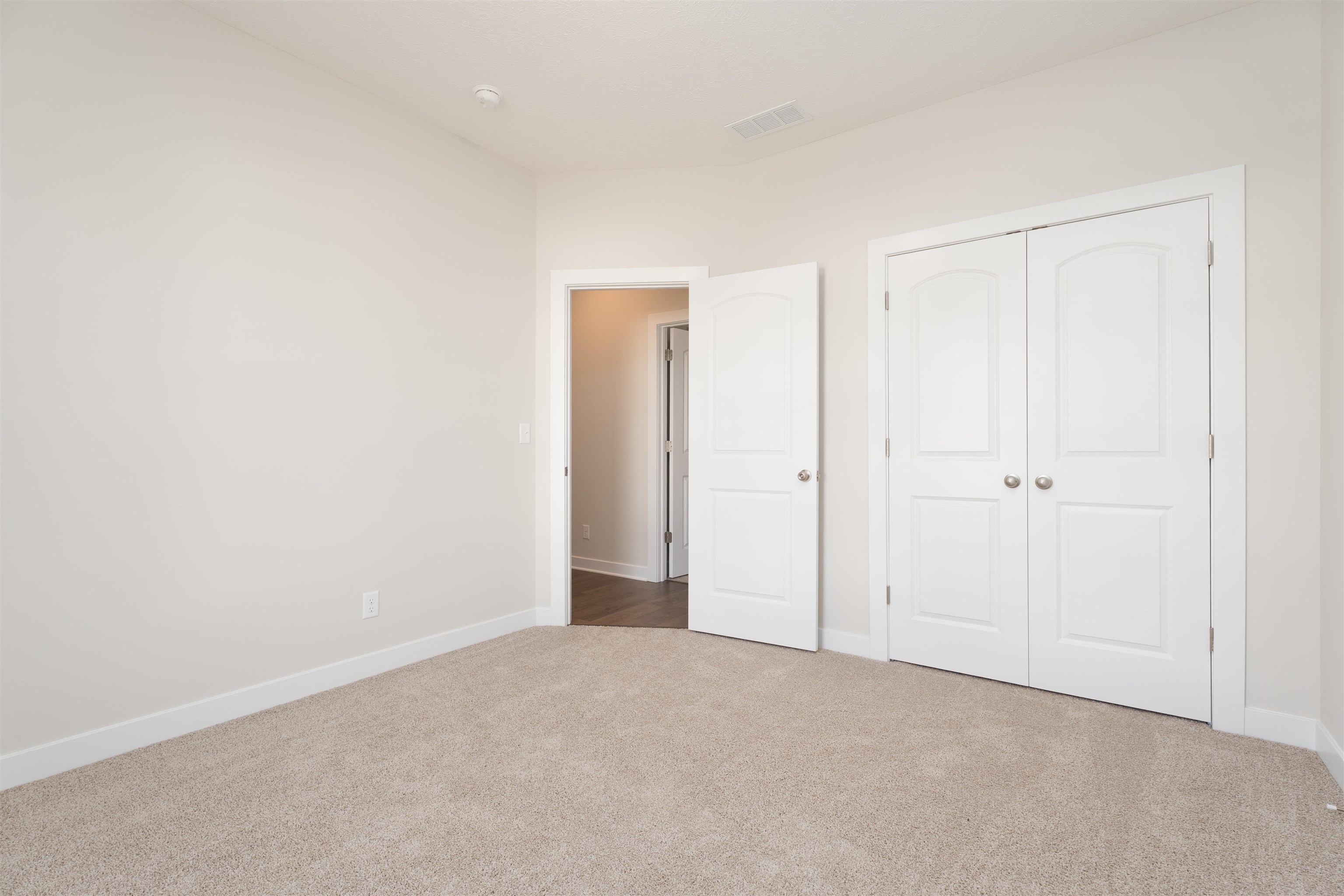 967 Onyx Lane, Owensboro, Kentucky 42301, 3 Bedrooms Bedrooms, ,2 BathroomsBathrooms,Single Family Residence,For Sale,Onyx Lane,93198