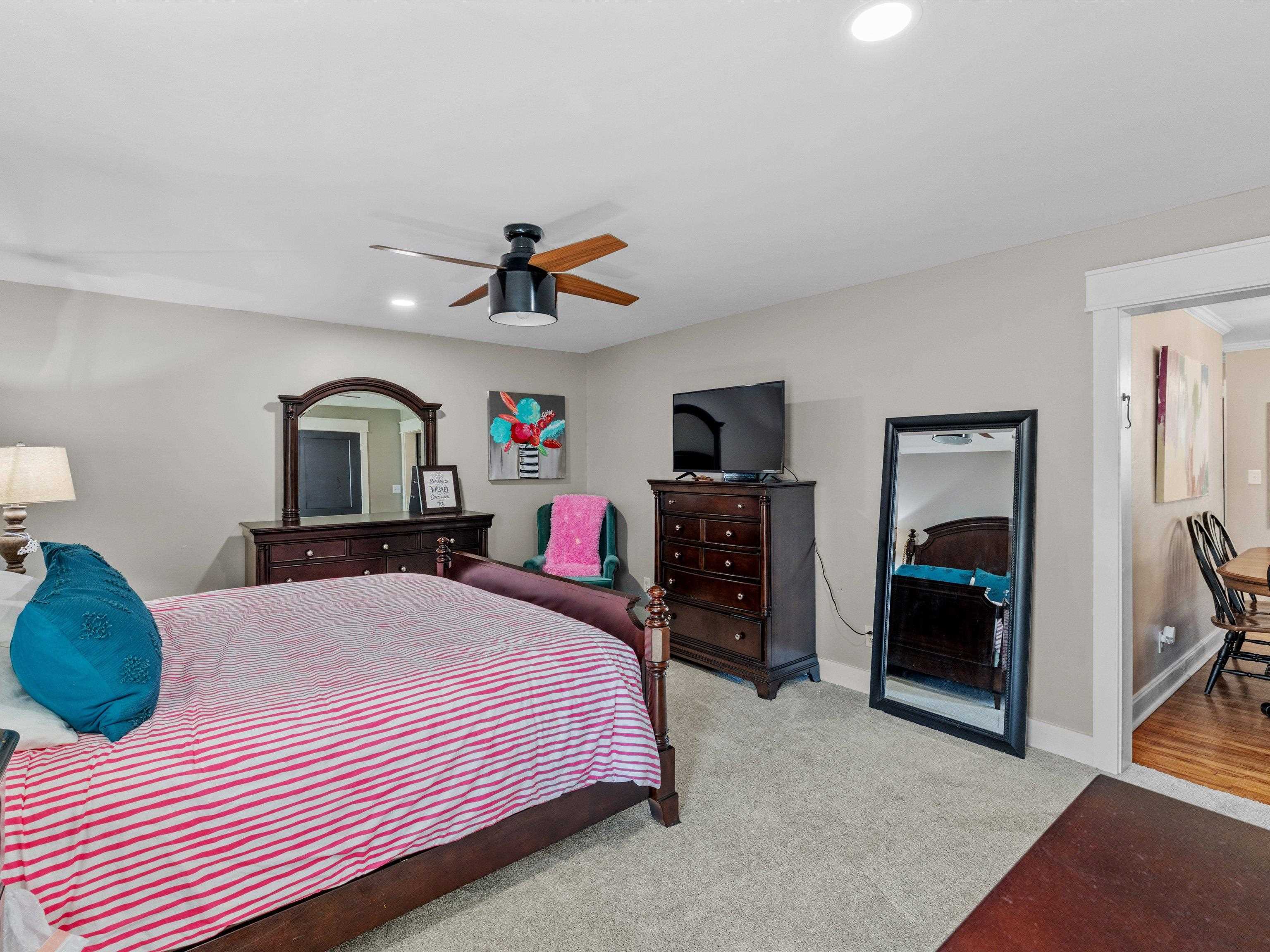 1708 Maple Ave, Owensboro, Kentucky 42301, 4 Bedrooms Bedrooms, ,2 BathroomsBathrooms,Single Family Residence,For Sale,Maple Ave,93203