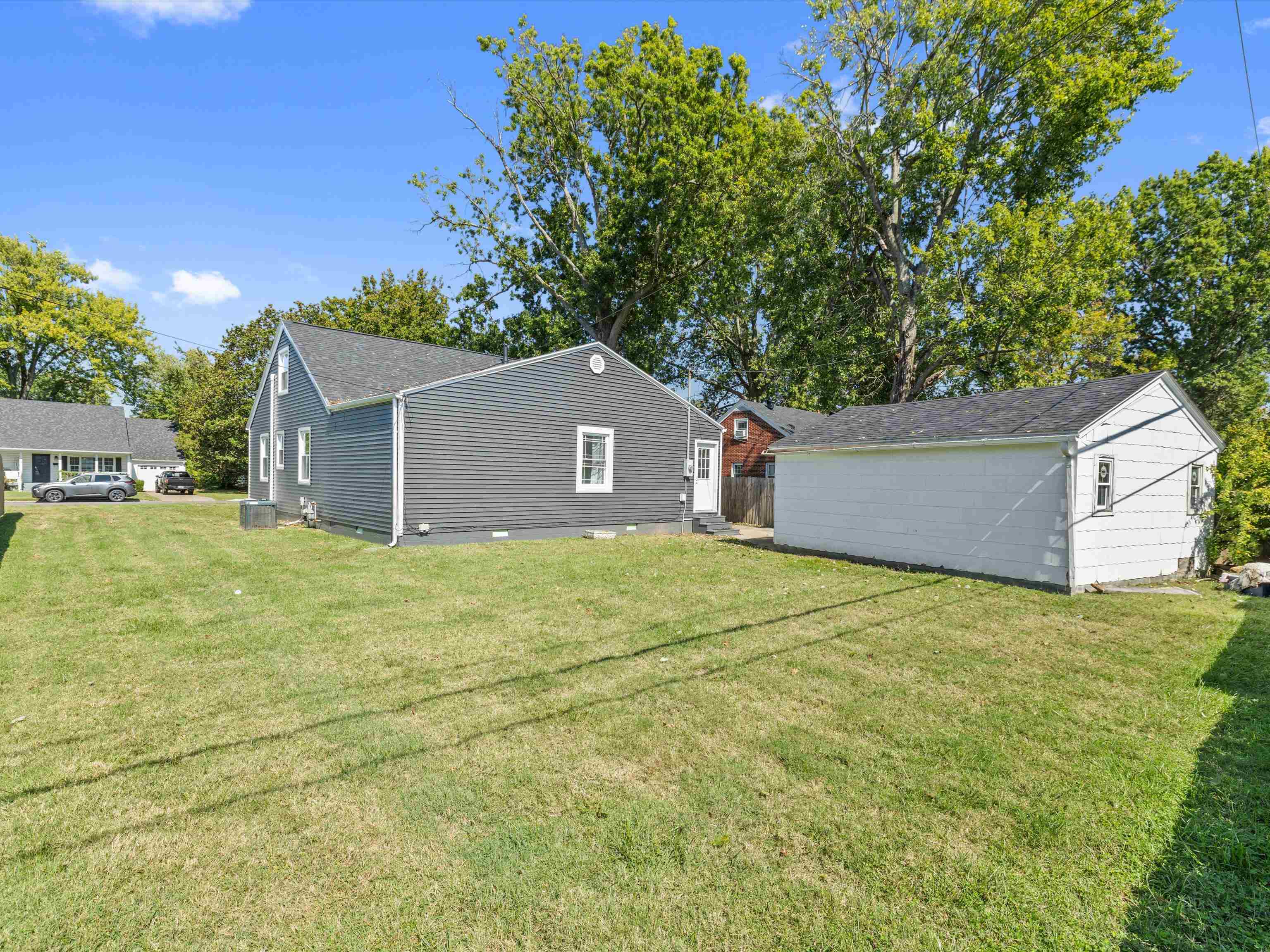 1708 Maple Ave, Owensboro, Kentucky 42301, 4 Bedrooms Bedrooms, ,2 BathroomsBathrooms,Single Family Residence,For Sale,Maple Ave,93203