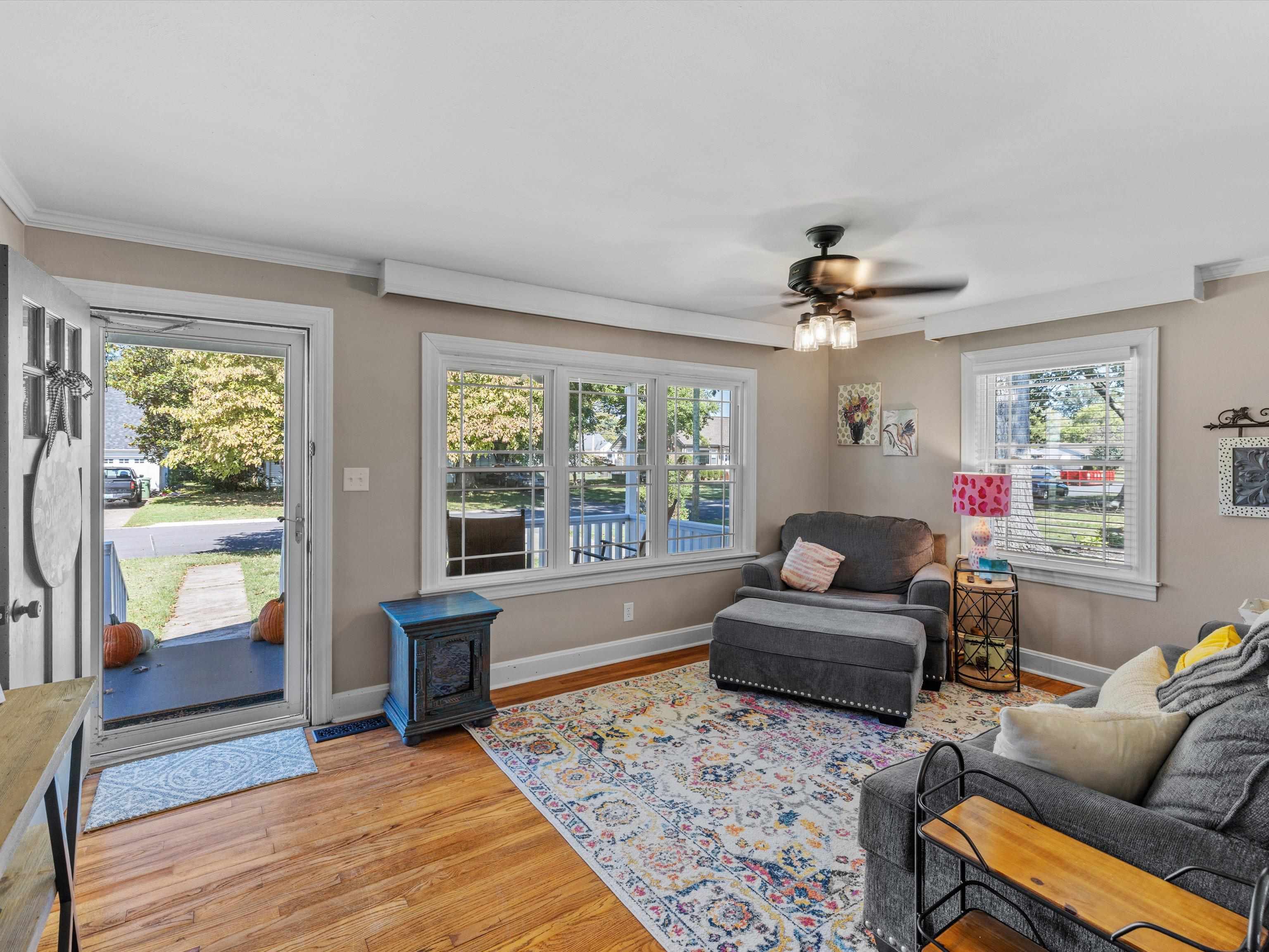 1708 Maple Ave, Owensboro, Kentucky 42301, 4 Bedrooms Bedrooms, ,2 BathroomsBathrooms,Single Family Residence,For Sale,Maple Ave,93203