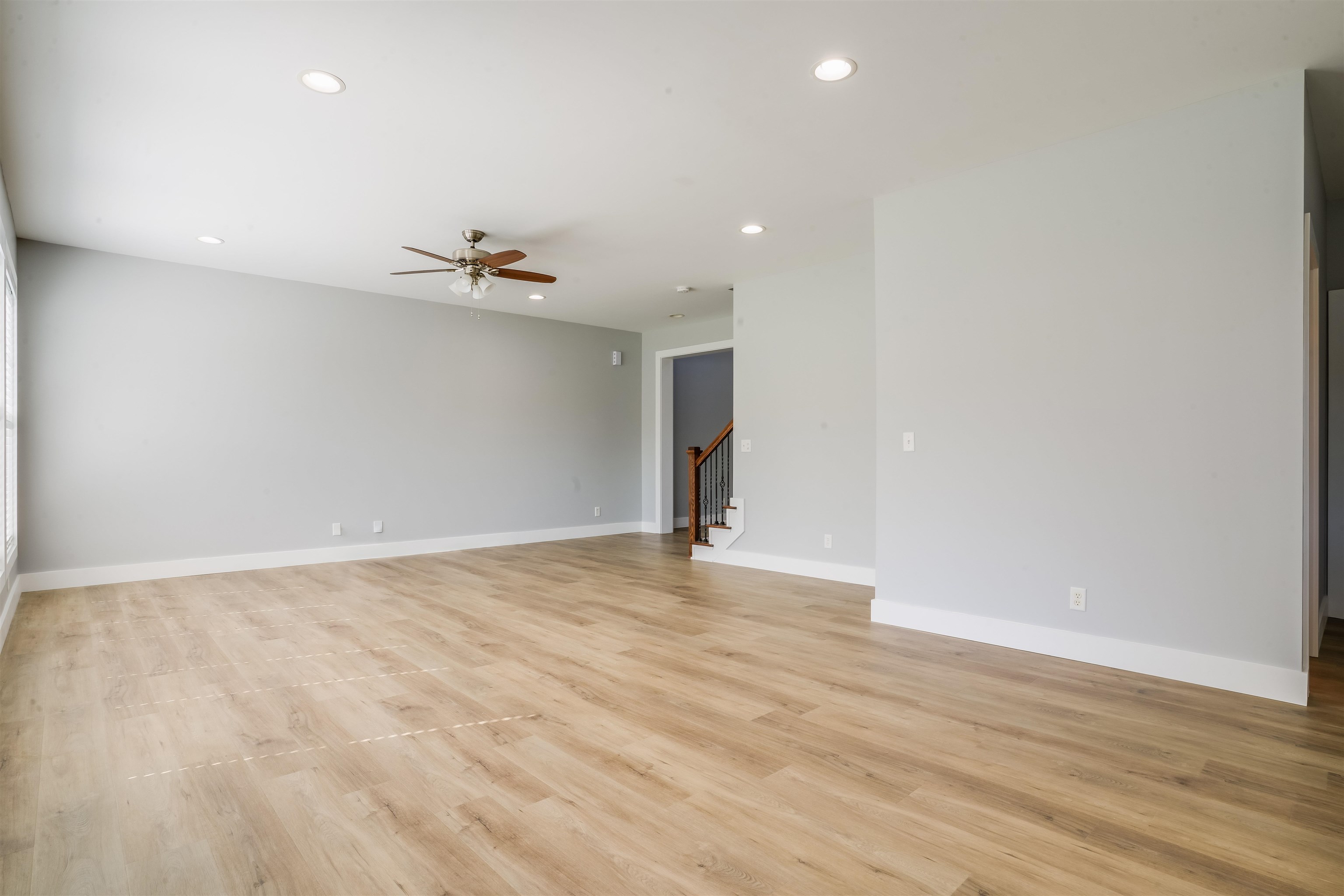 2415 Belize Dr, Evansville, Indiana 47725, 3 Bedrooms Bedrooms, ,2 BathroomsBathrooms,Single Family Residence,For Sale,Belize Dr,93204