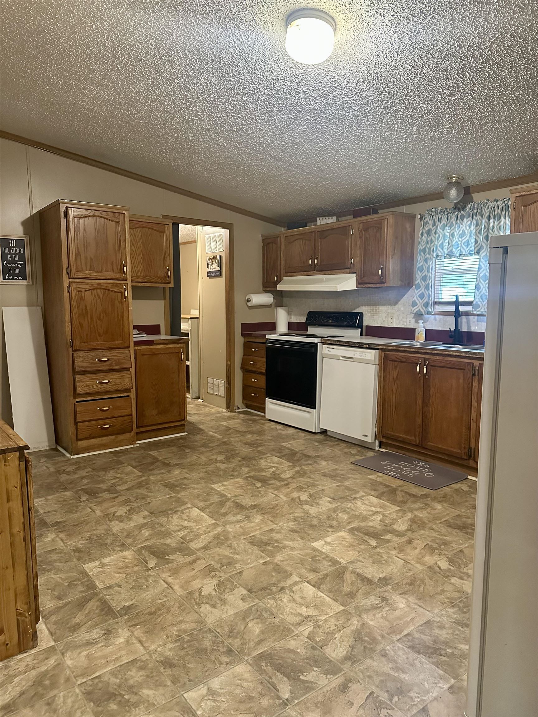 91 Phelps Drive, Cromwell, Kentucky 42347, 3 Bedrooms Bedrooms, ,2 BathroomsBathrooms,Single Family Residence,For Sale,Phelps Drive,93205